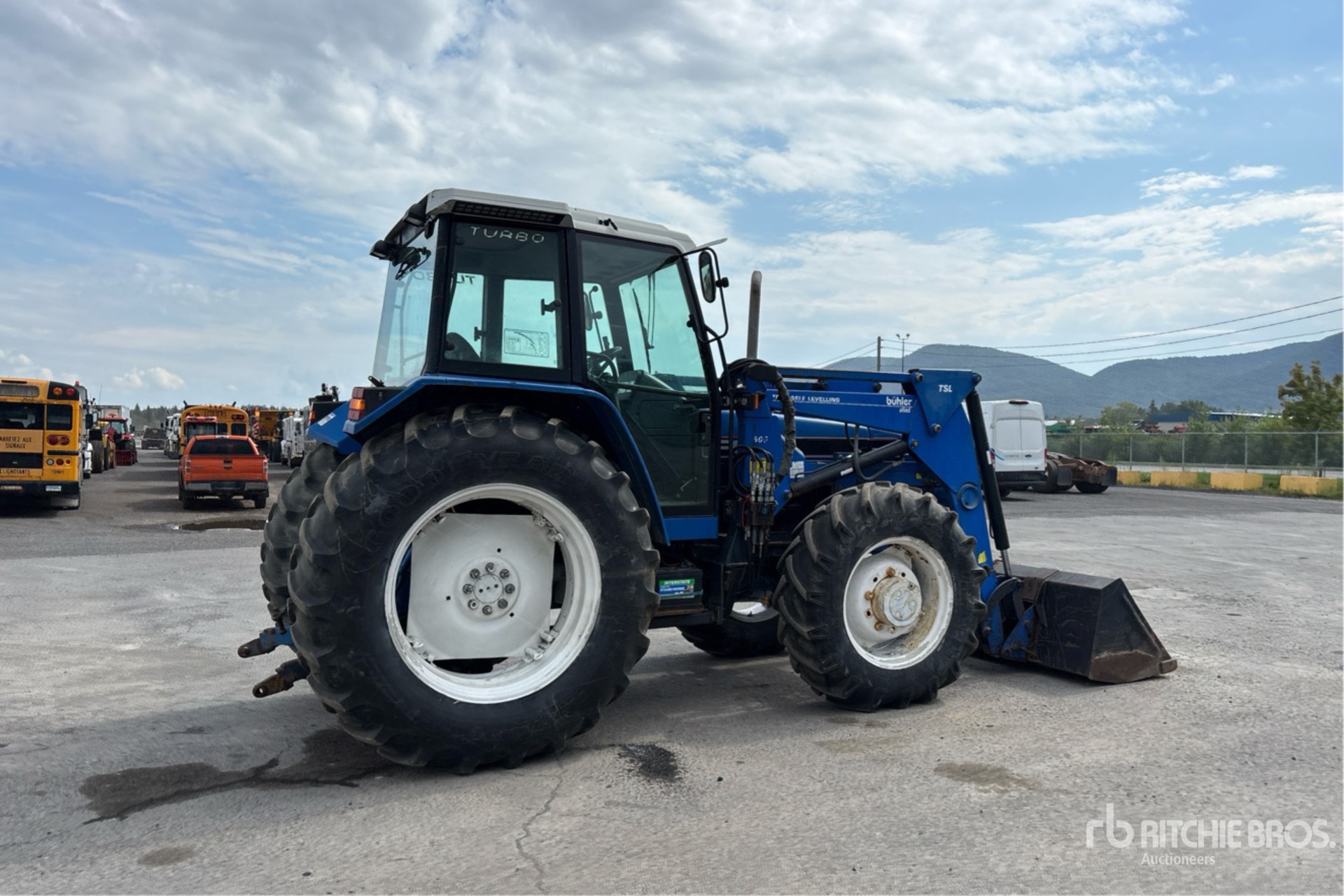 1994 Ford 7740S