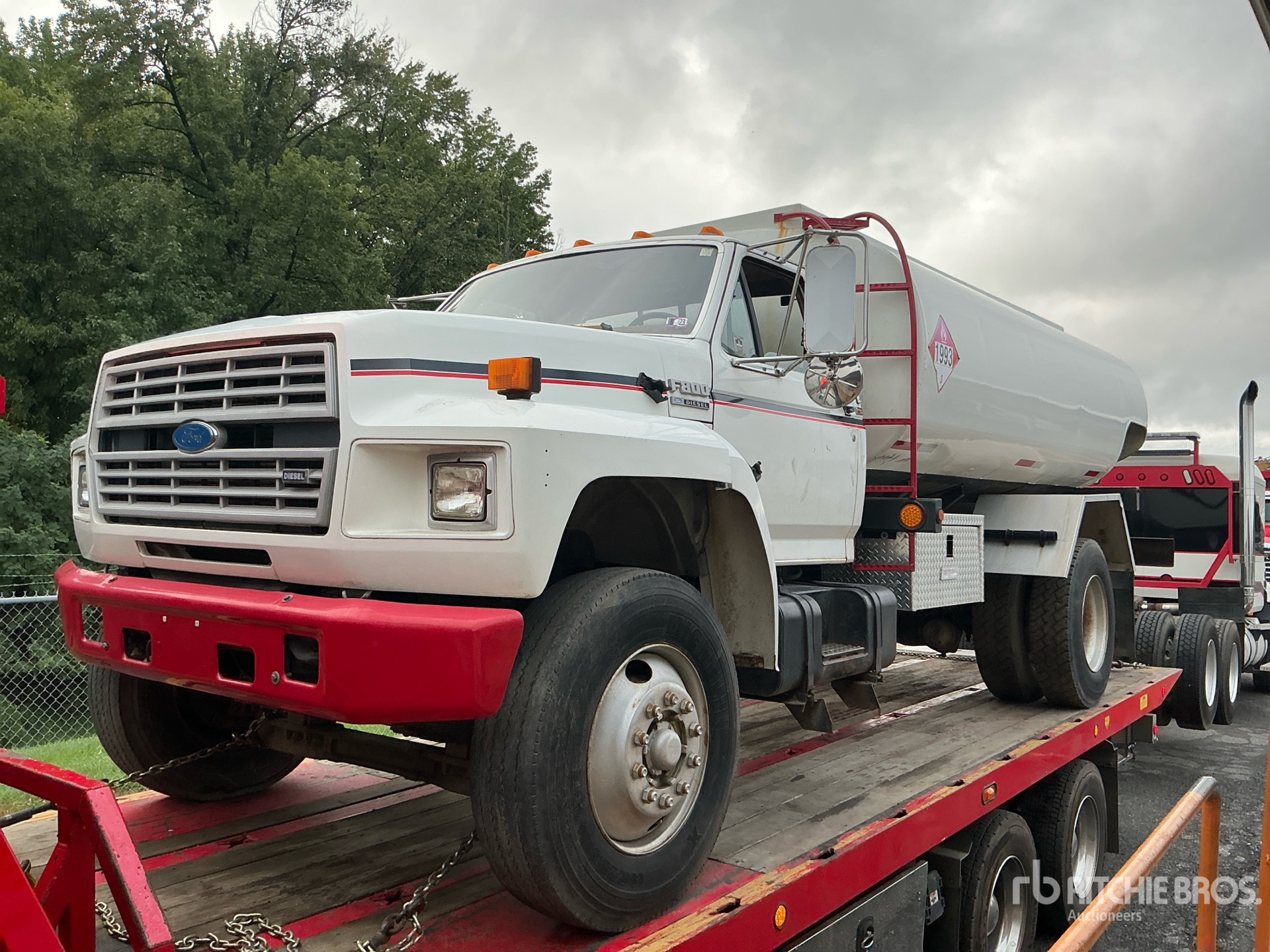 1993 Ford F-800