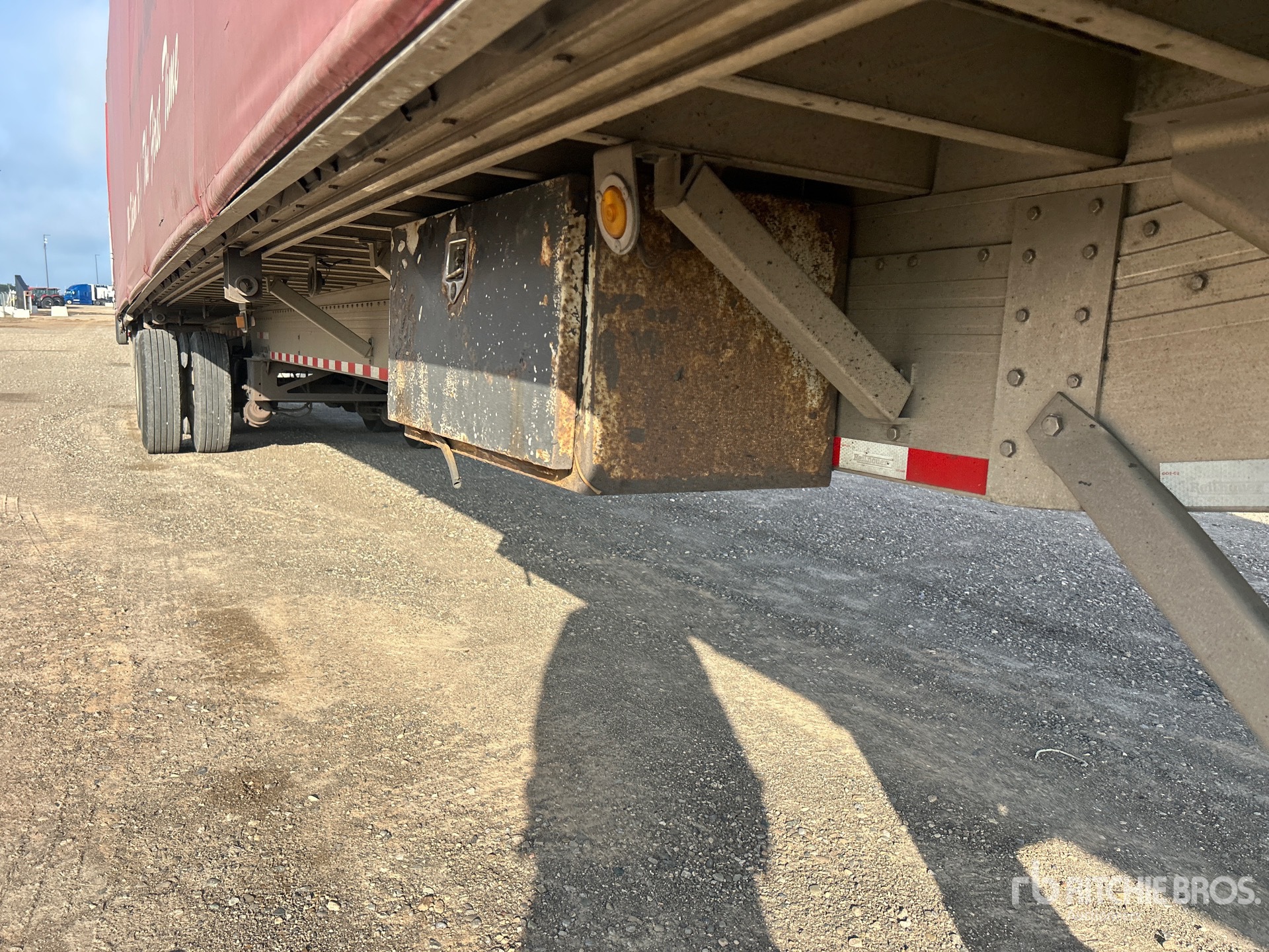 2019 Reitnouer 53 ft T/A