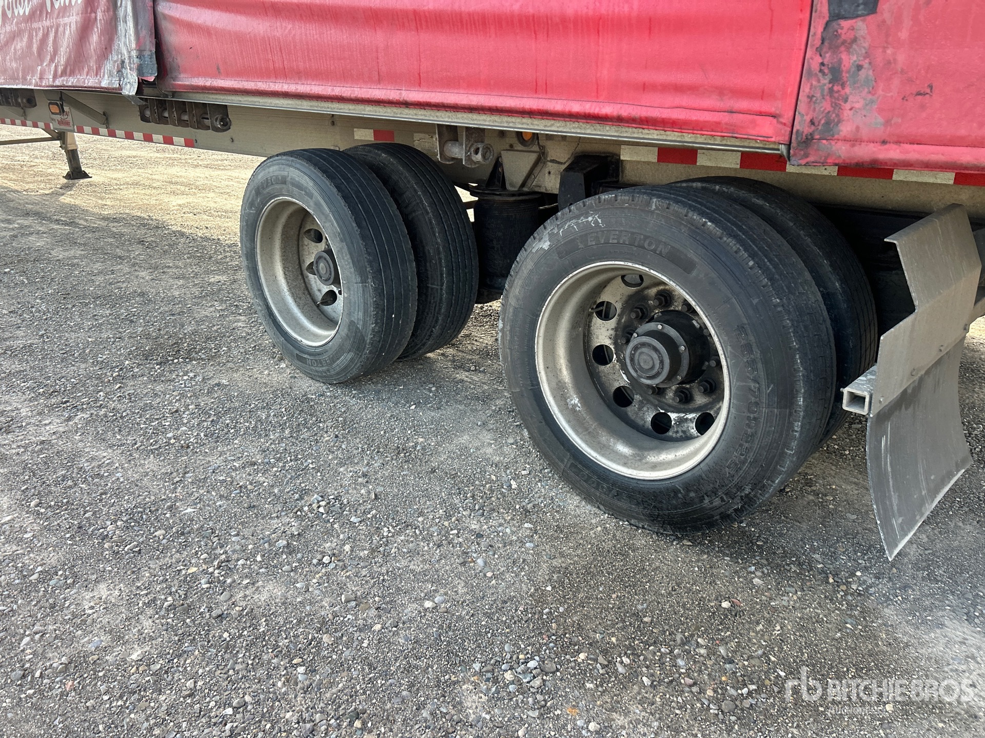 2019 Reitnouer 53 ft T/A