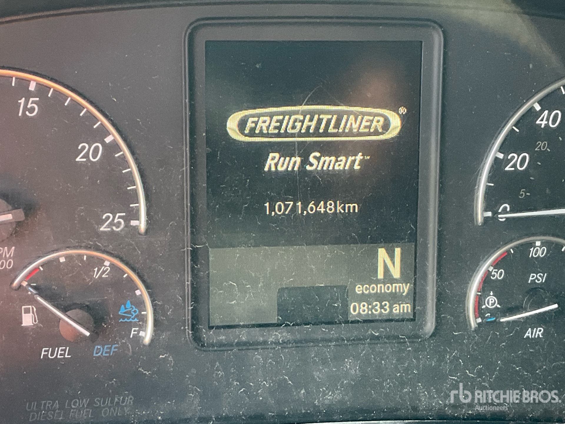 2020 Freightliner CASCADIA 126