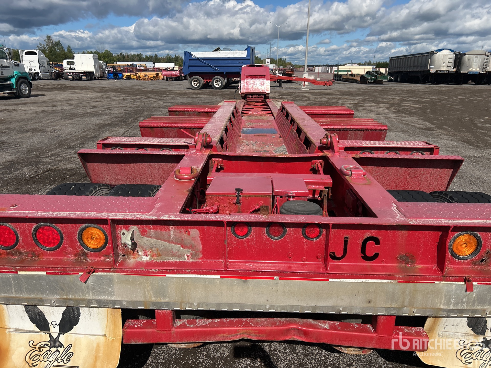 1997 J C Trailers Quad/A Removable Gooseneck