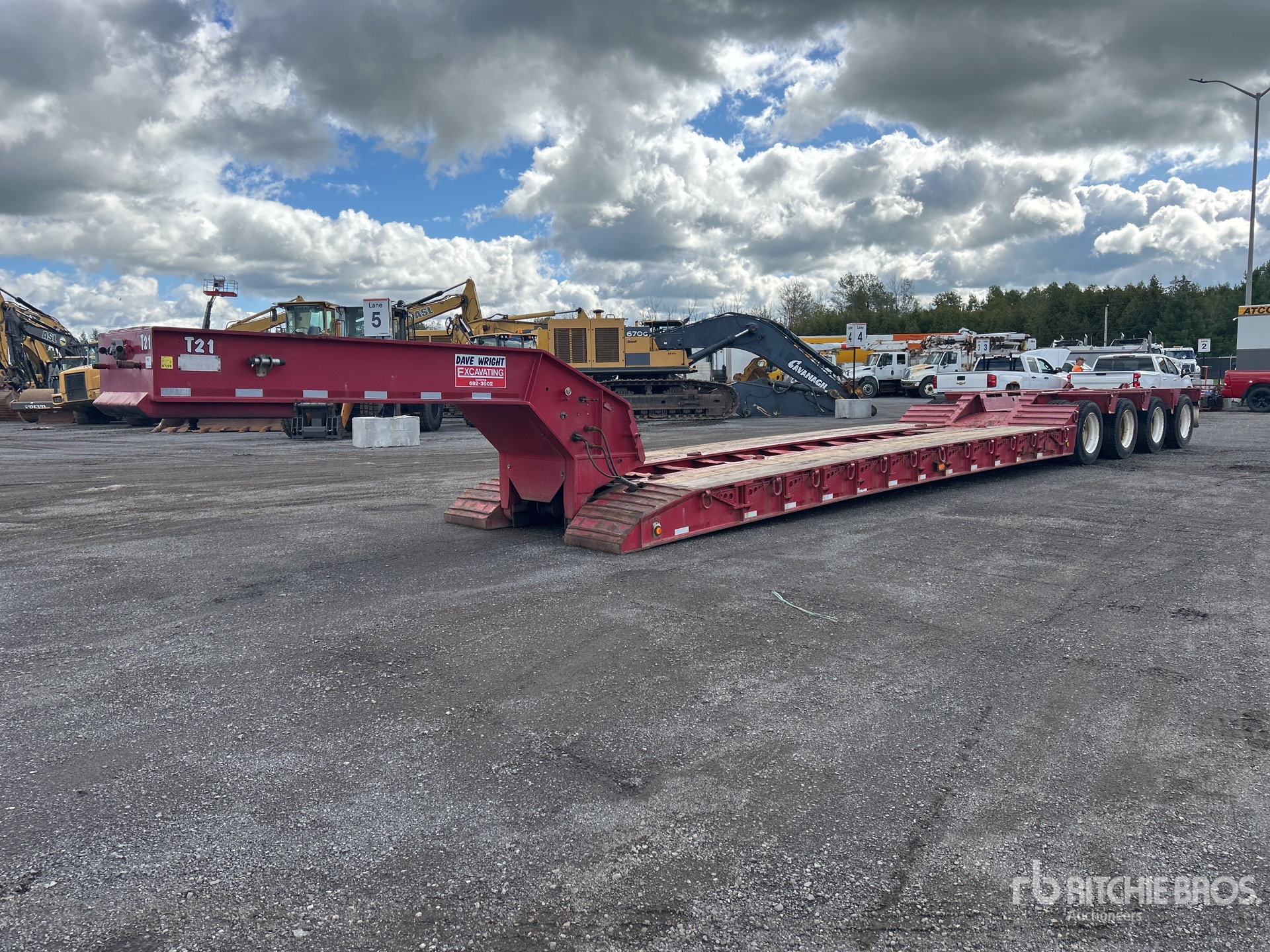 1997 J C Trailers Quad/A Removable Gooseneck