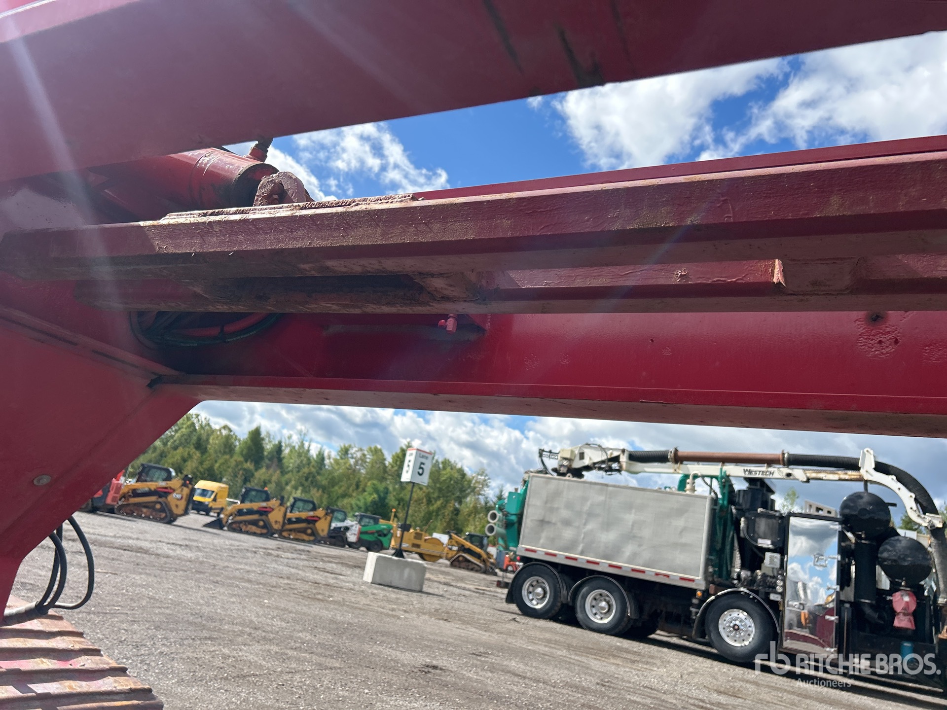 1997 J C Trailers Quad/A Removable Gooseneck