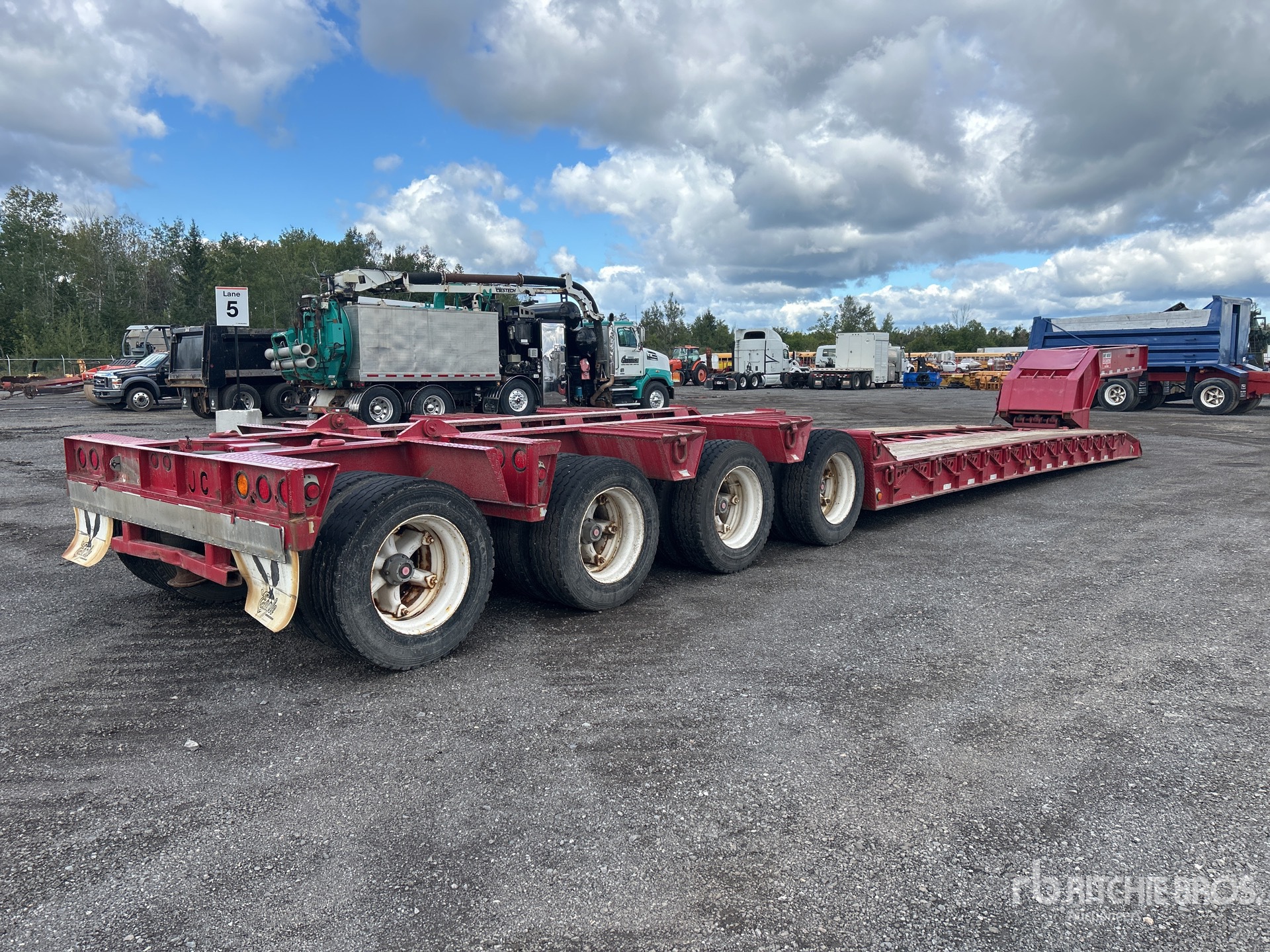 1997 J C Trailers Quad/A Removable Gooseneck