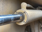 Hydraulics with Blade Lift Cylinders