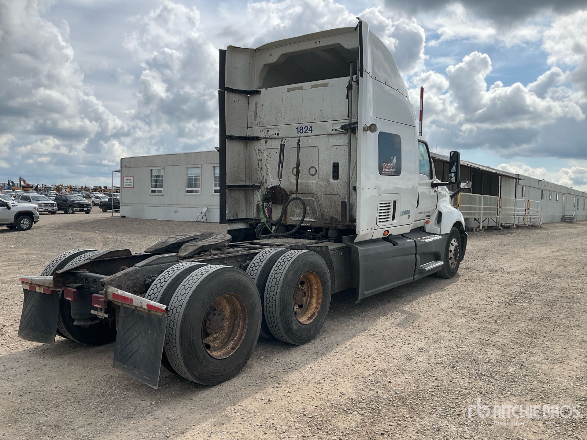 2018 International LT625