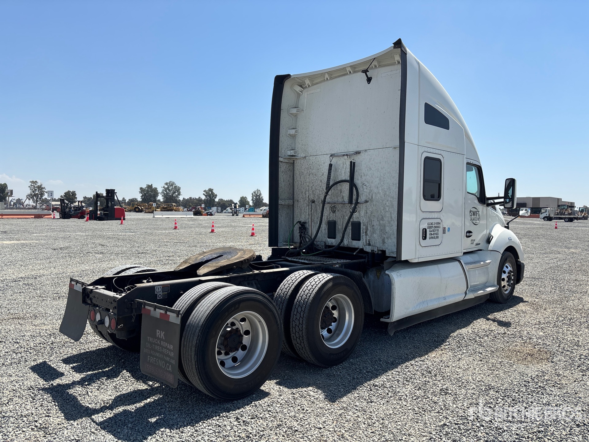 General Appearance with Picture, Right Rear Corner