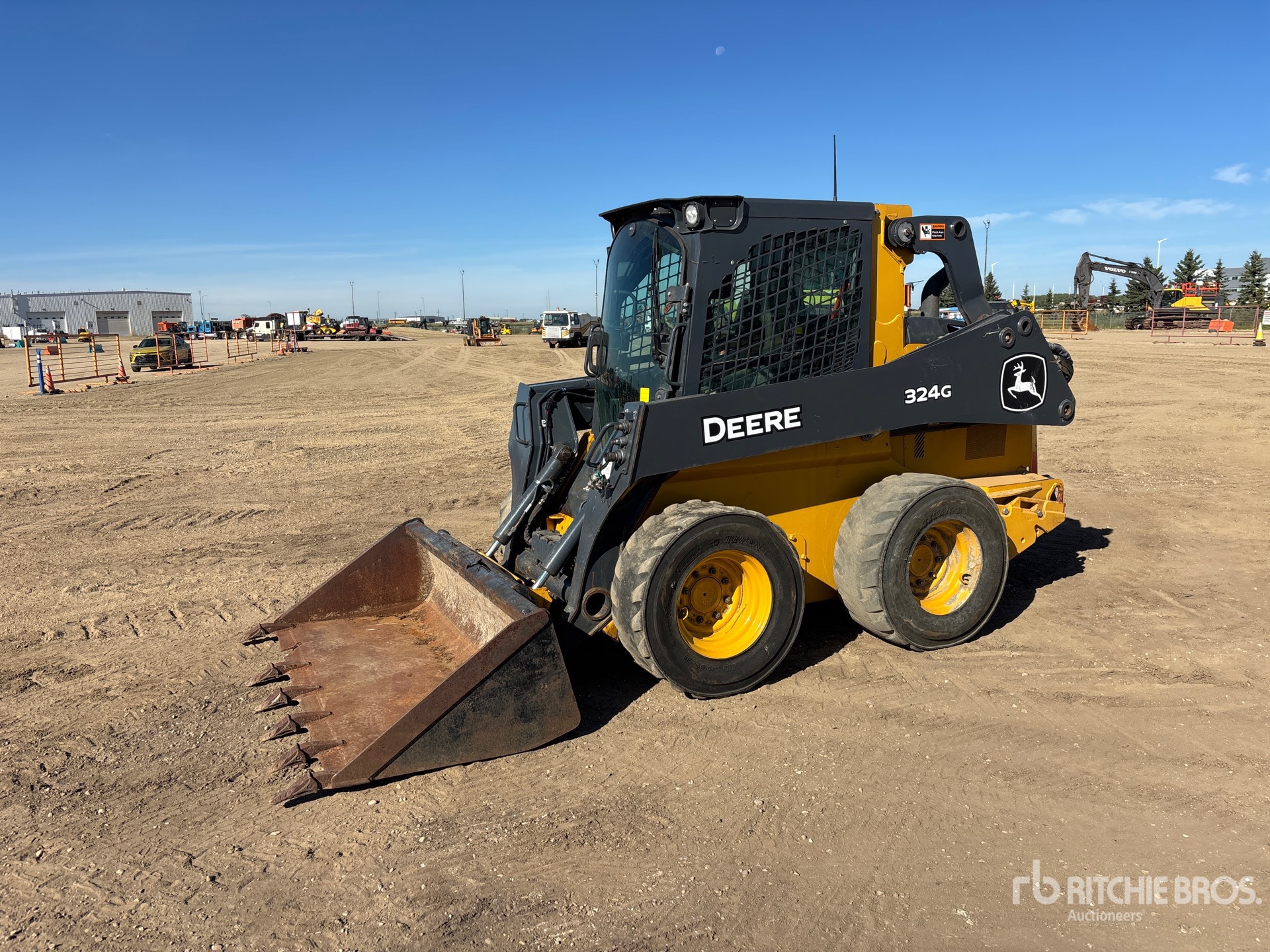 Photo of 2023 John Deere 324G