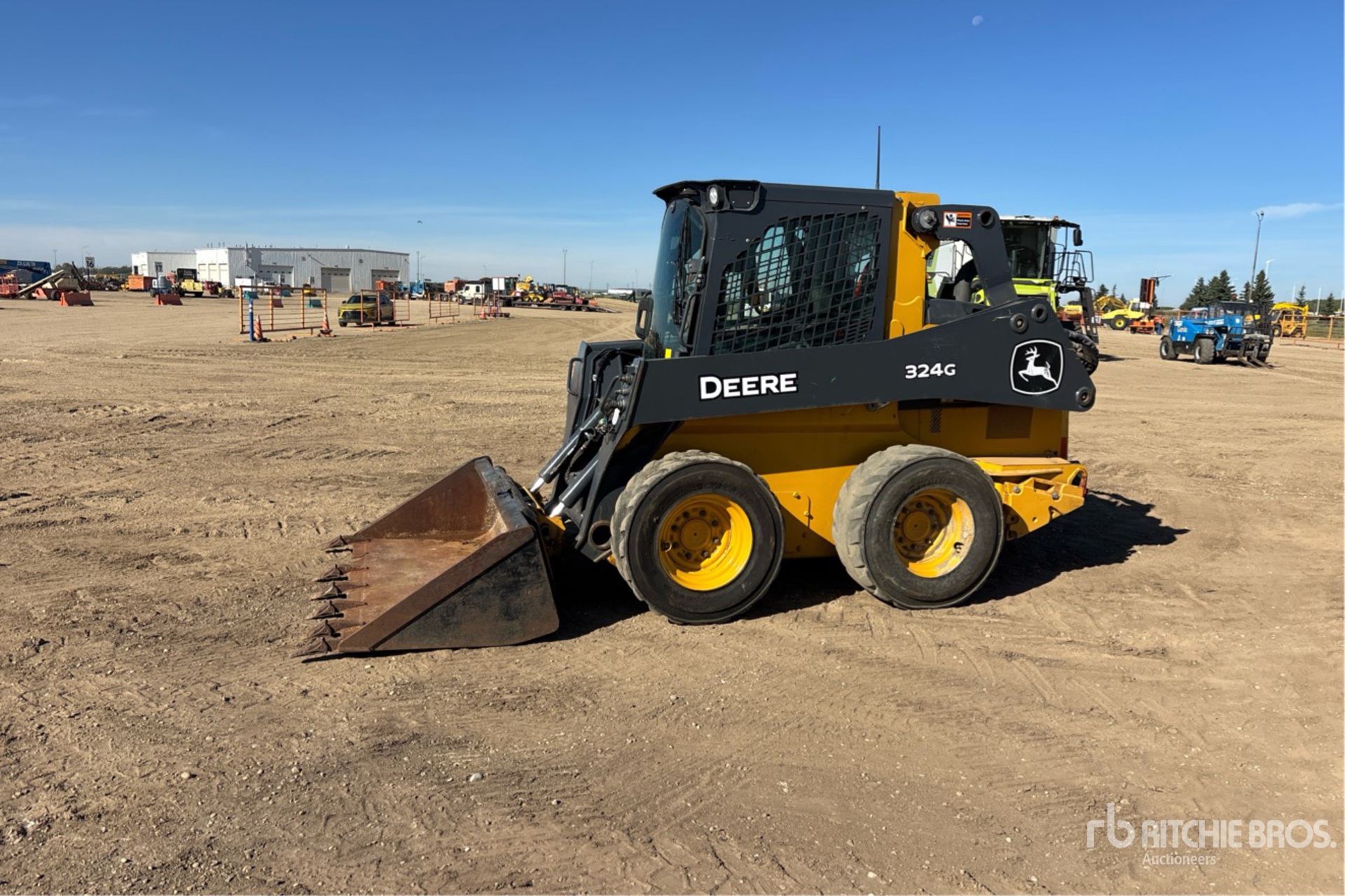 2023 John Deere 324G