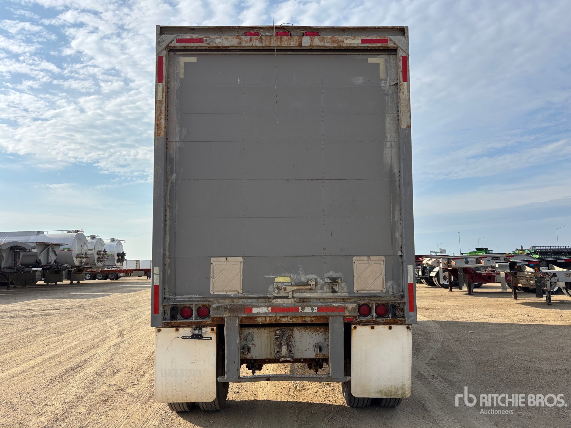 1994 Great Dane 28 ft x 102 in S/A