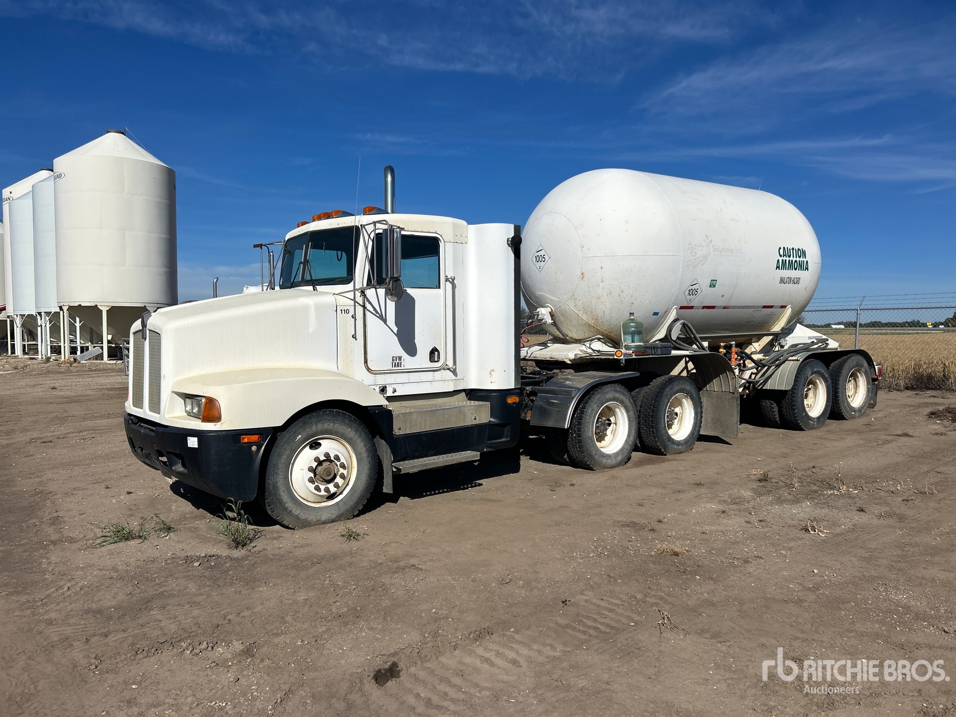 Photo of 1990 Kenworth 21800 L 6x4 NH3