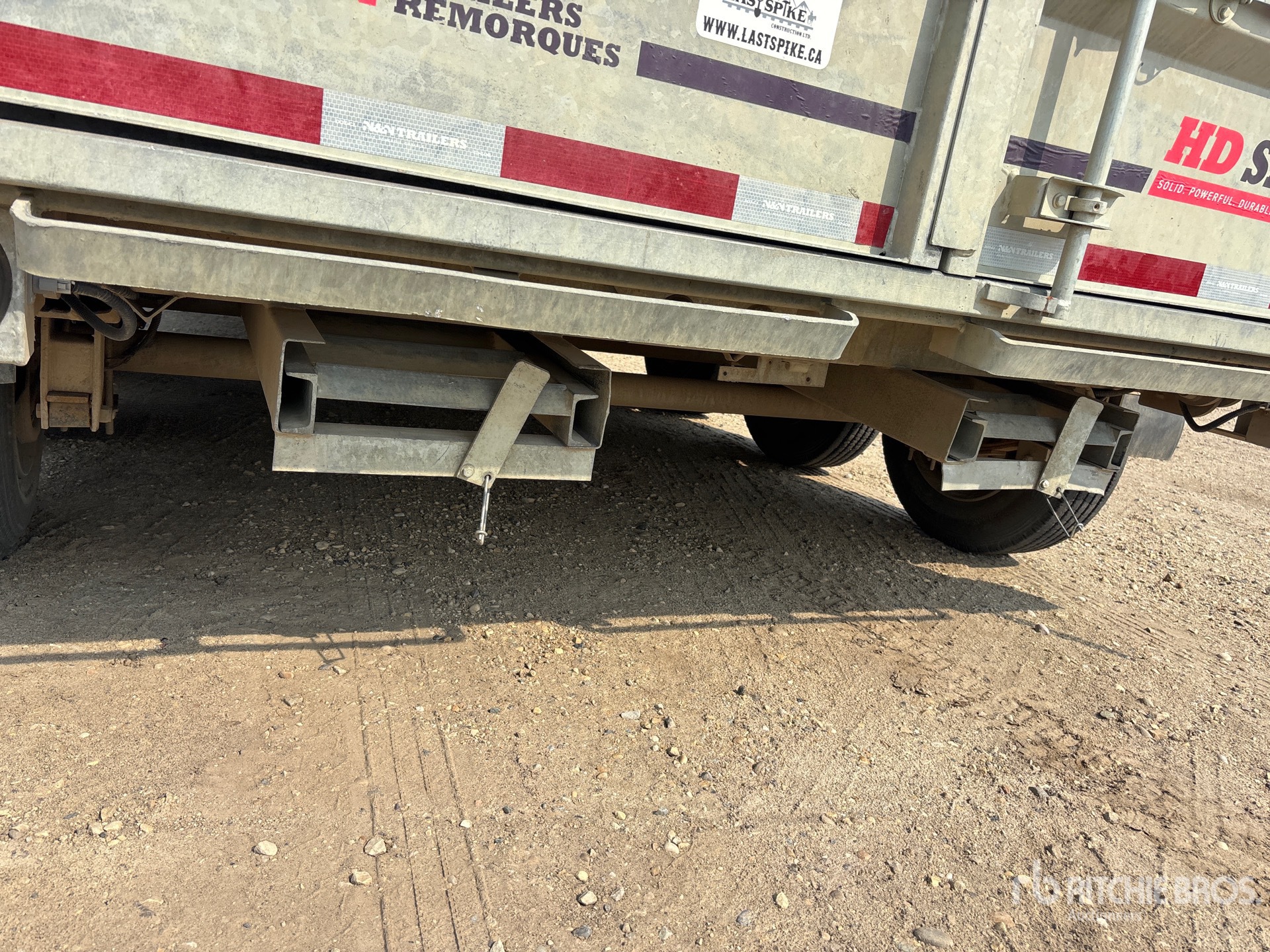 2021 N & N 18 FT TRI/A ALUMINUM GOOSENECK