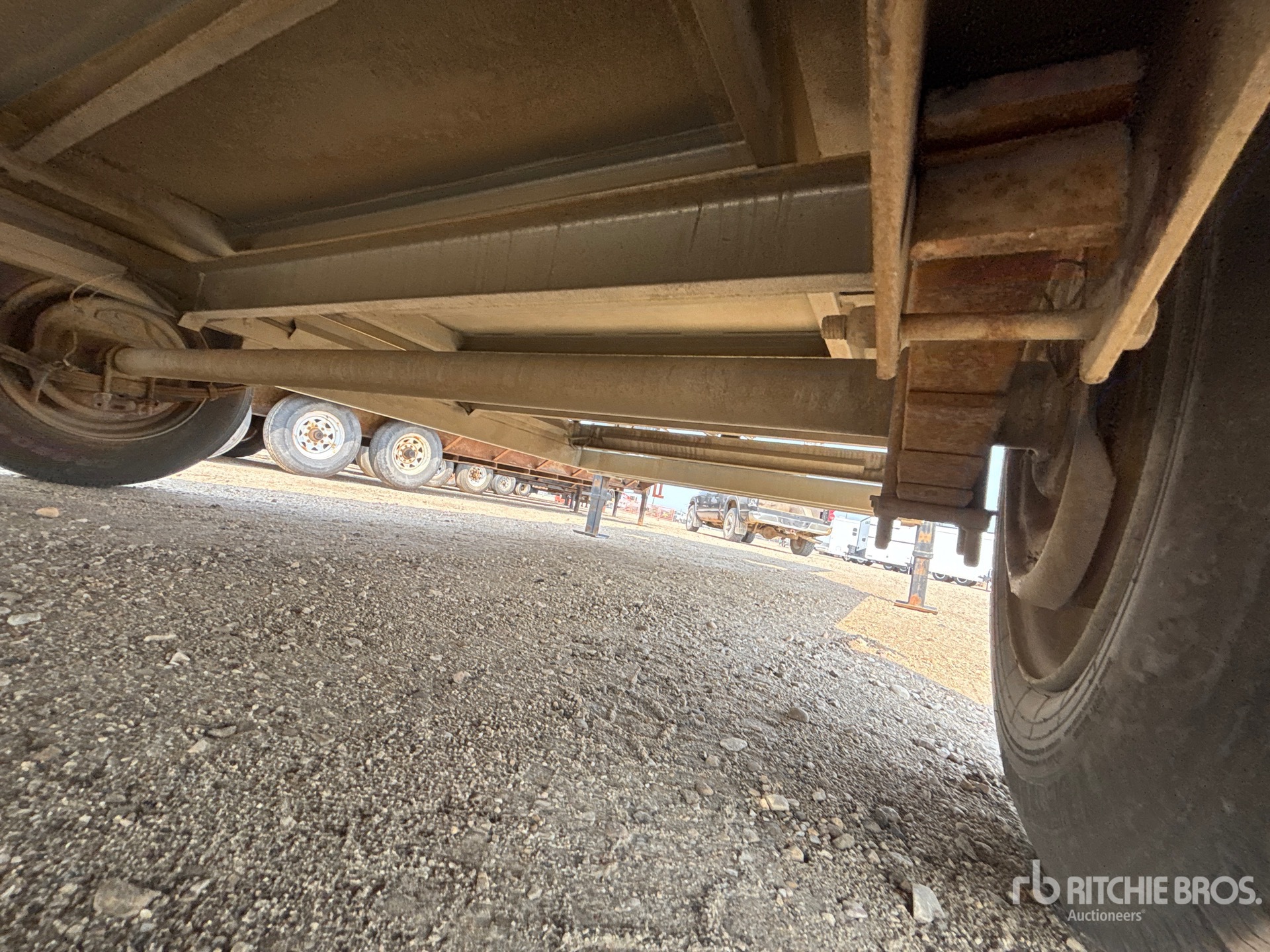 2021 N & N 18 FT TRI/A ALUMINUM GOOSENECK