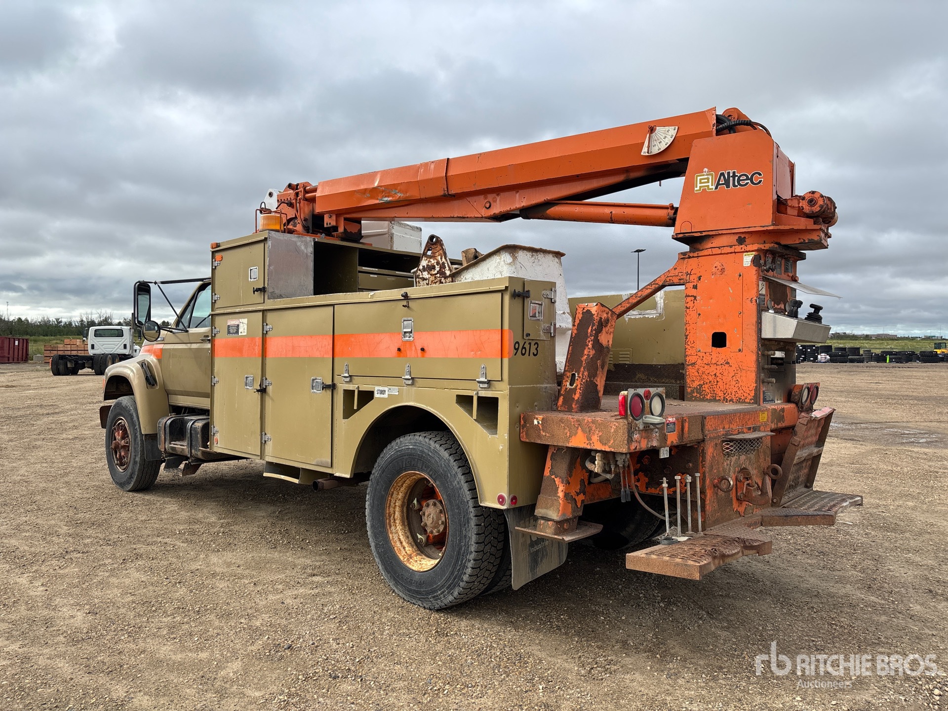 1997 Ford F700