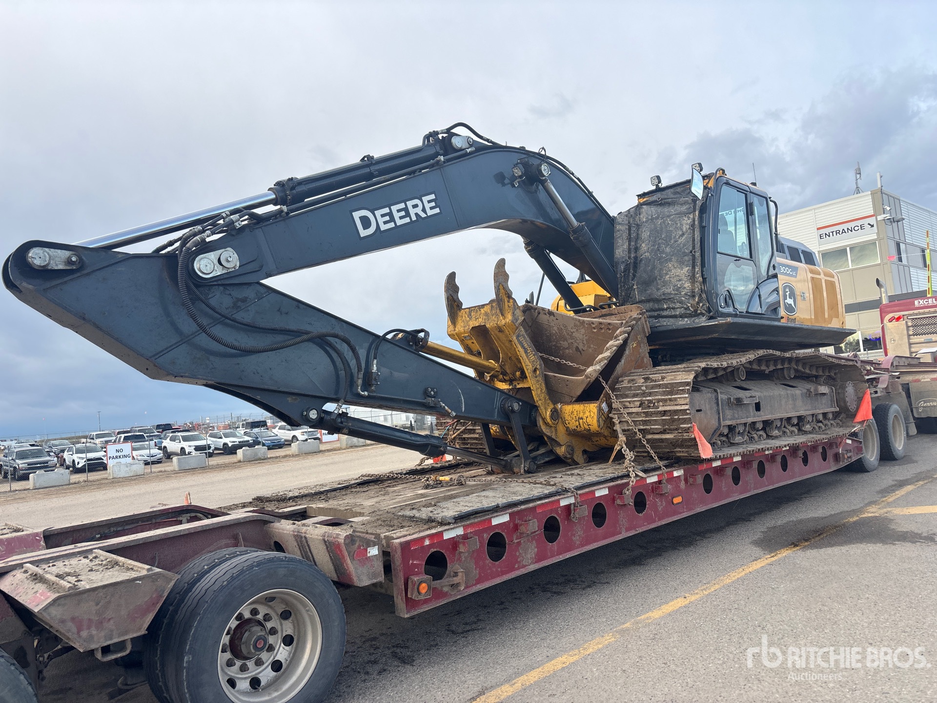 Photo of 2022 John Deere 300G LC