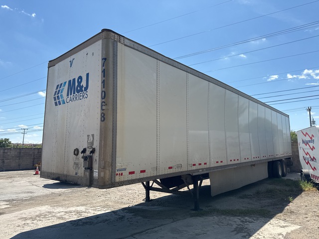 2017 Vanguard VXP 53 ft x 102 in T/A Van Trailer (Inoperable)