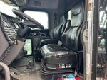 Cab with Seats/armrests
