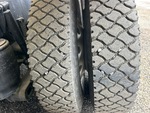 Underbody with Right Center Drive Tires