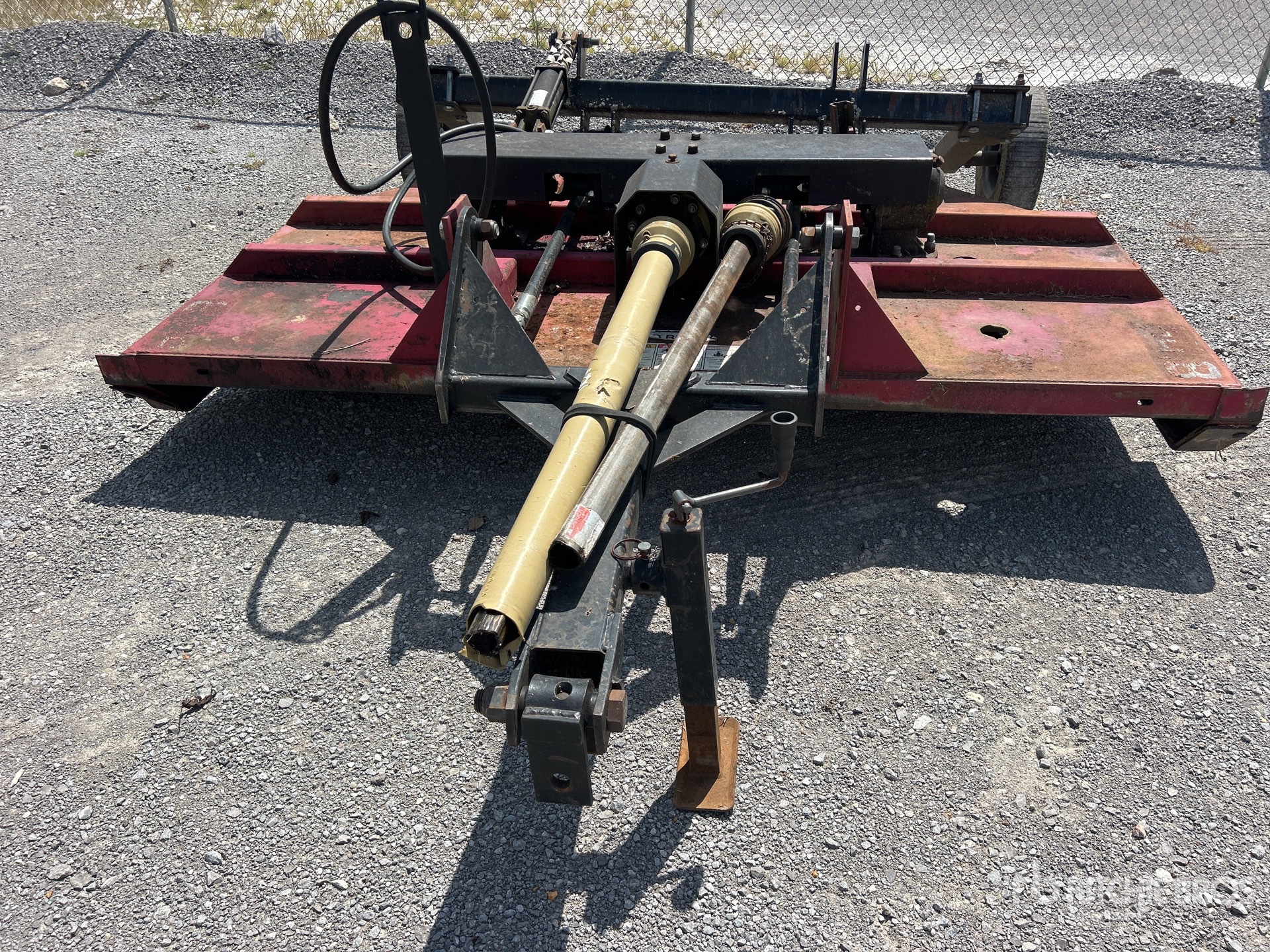 Mahindra 8 FT