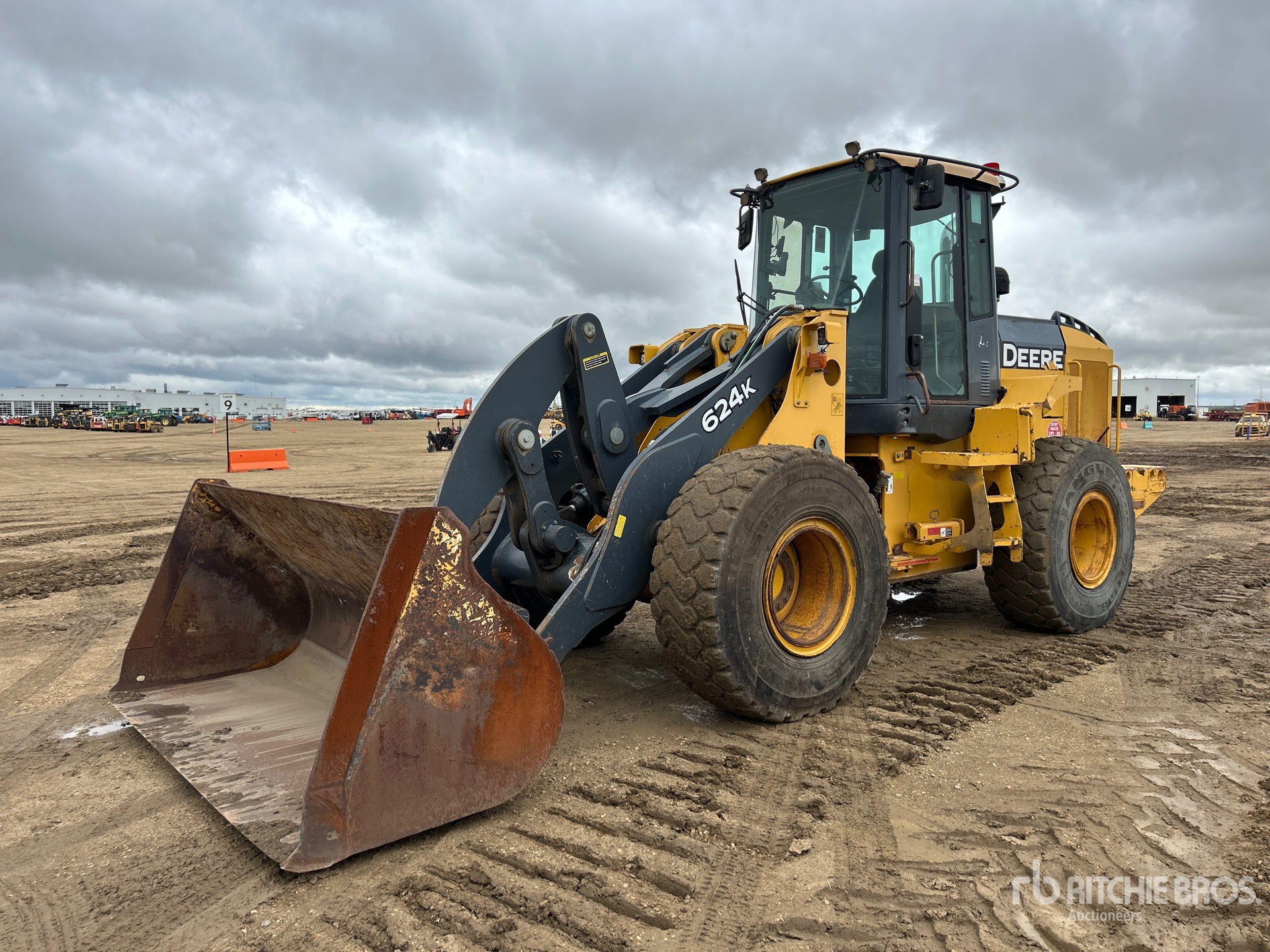 Photo of 2012 John Deere 624K