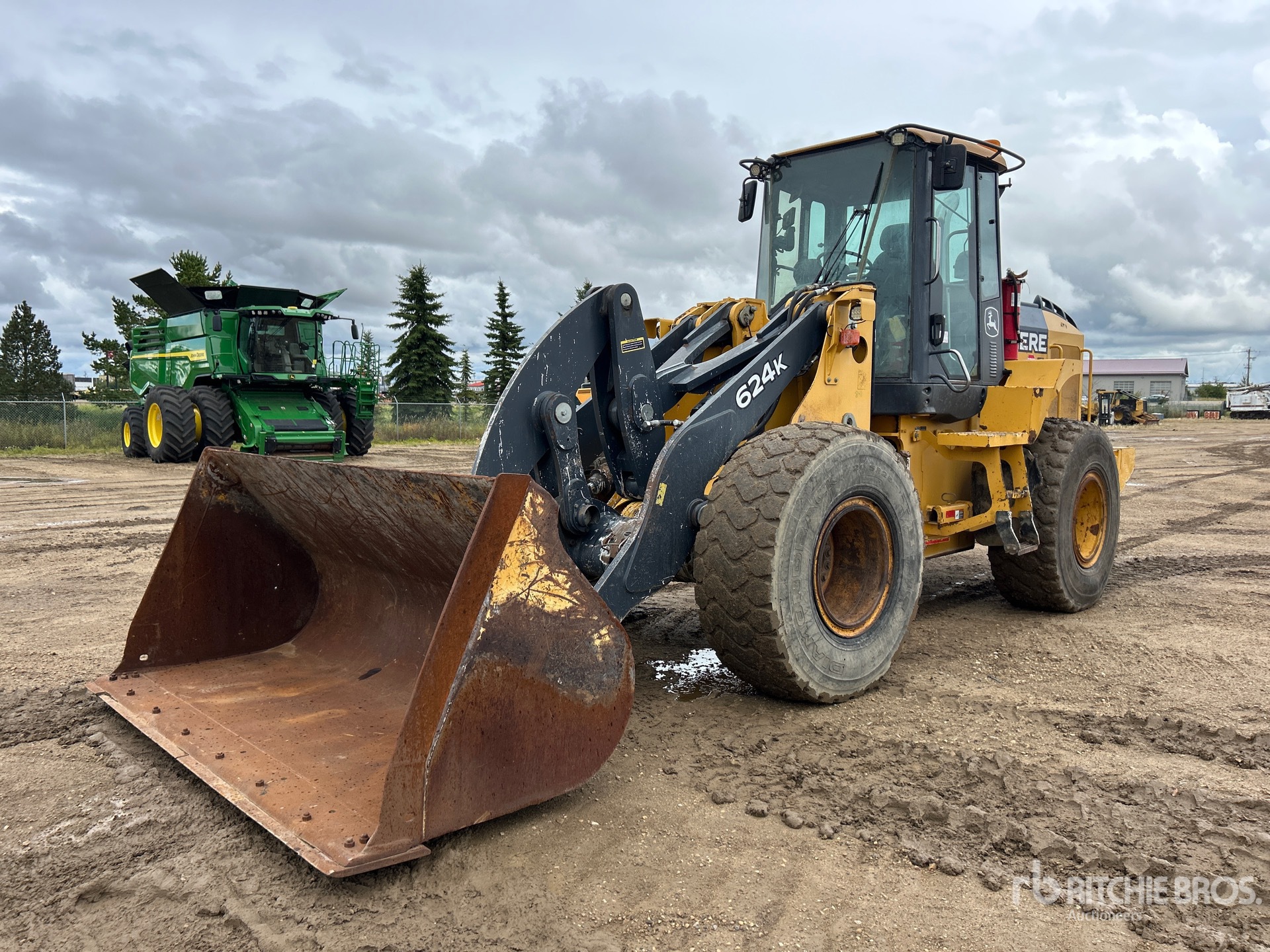 Photo of 2012 John Deere 624K