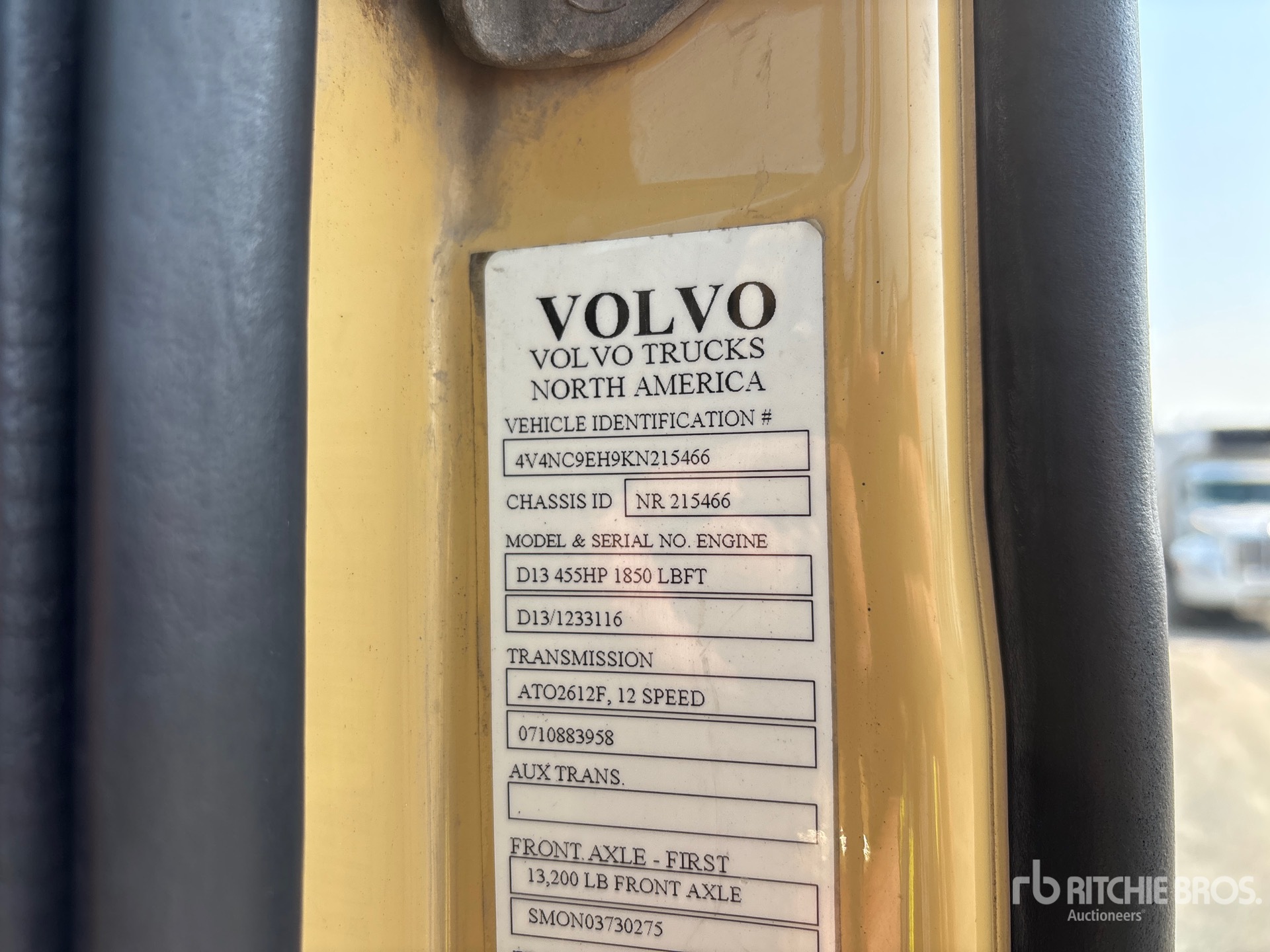 2019 Volvo VNL