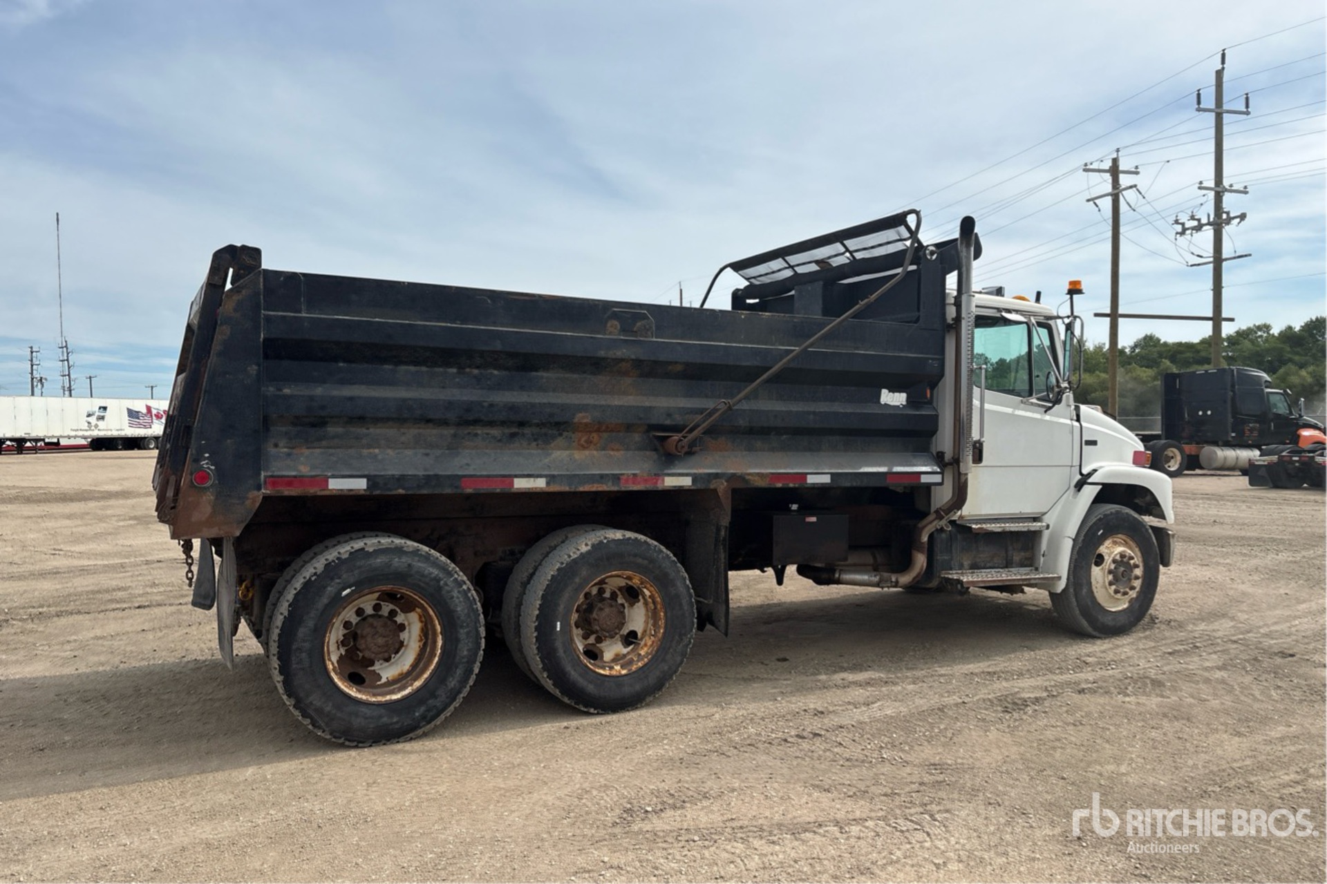 1999 Freightliner FL80