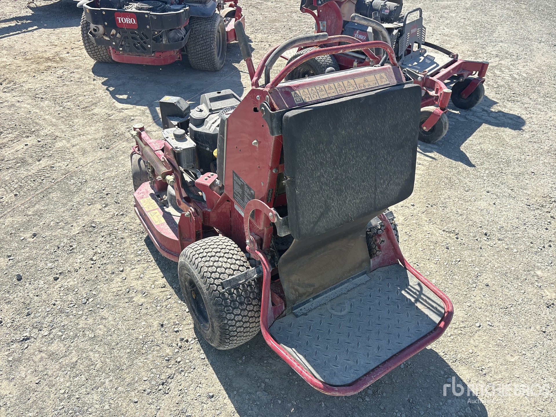 2023 Toro STAND-ON