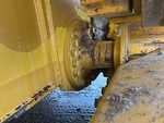 Undercarriage with Wały przegubowe