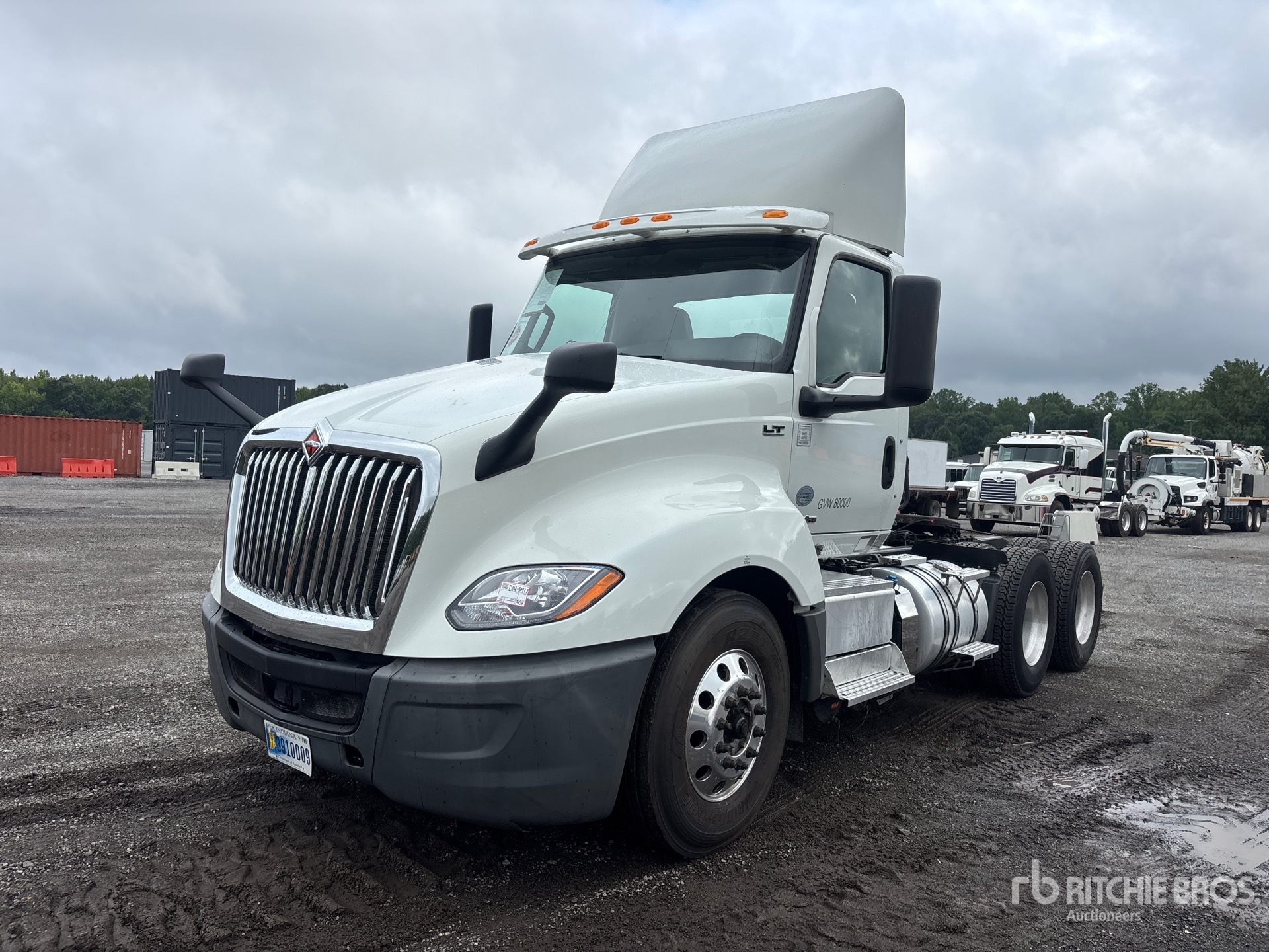 Photo of 2019 International LT625