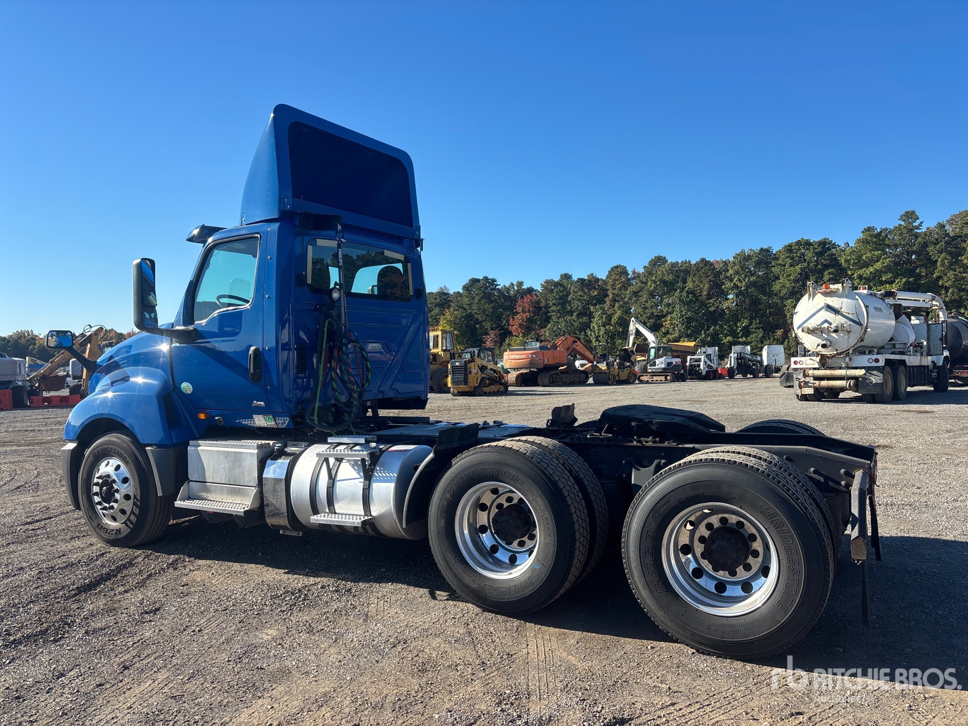 2019 International LT625