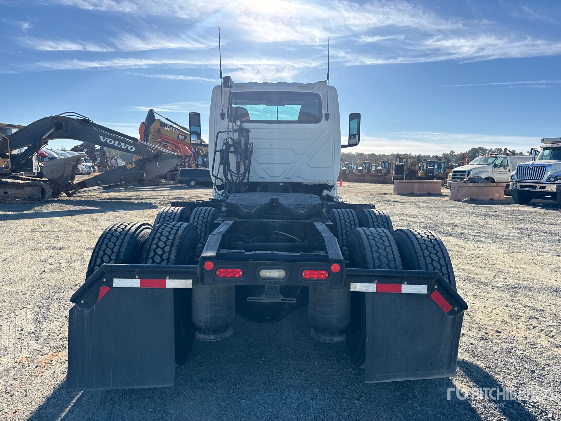 2019 International LT625