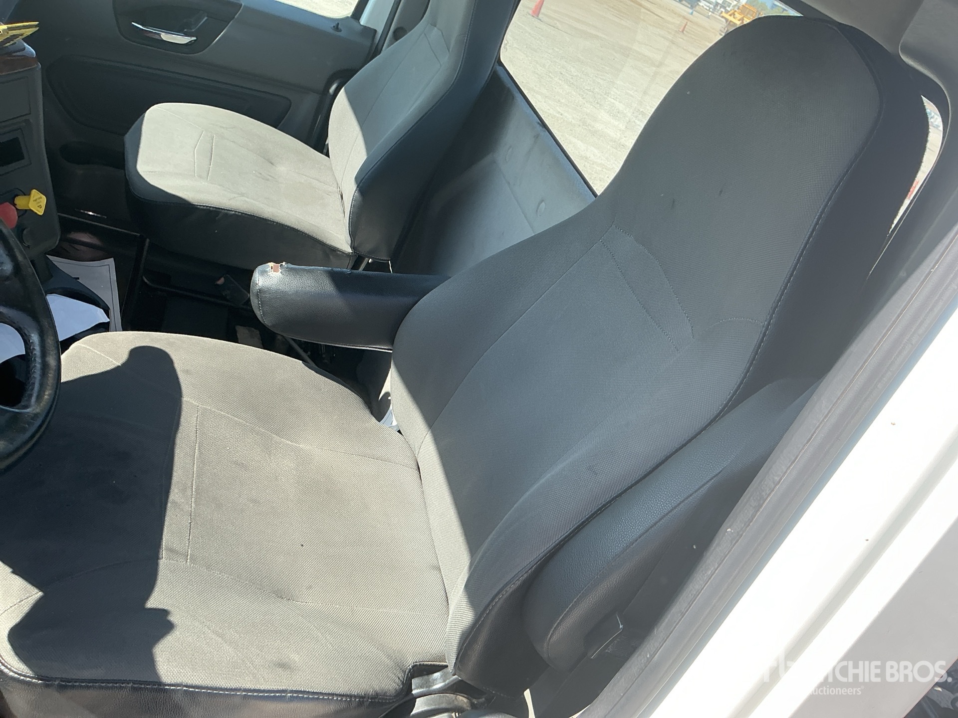 2020 International LT625