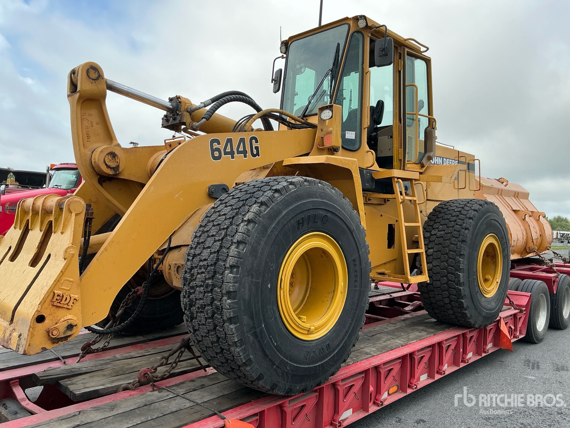 Photo of 1995 John Deere 644G