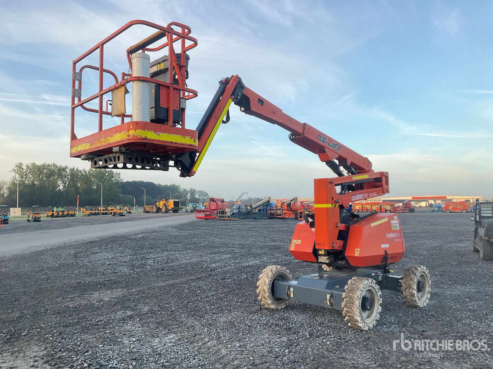 2015 JLG 340AJ