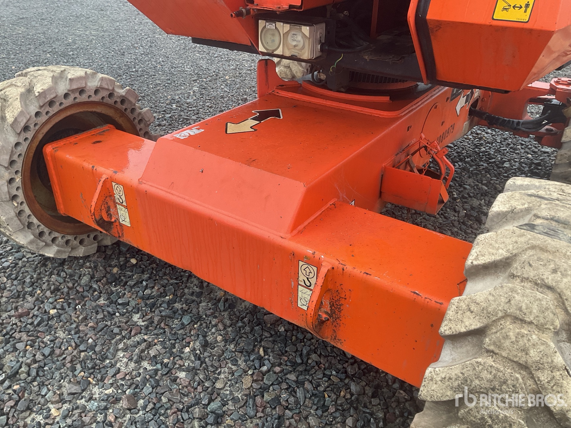 2011 JLG 340AJ