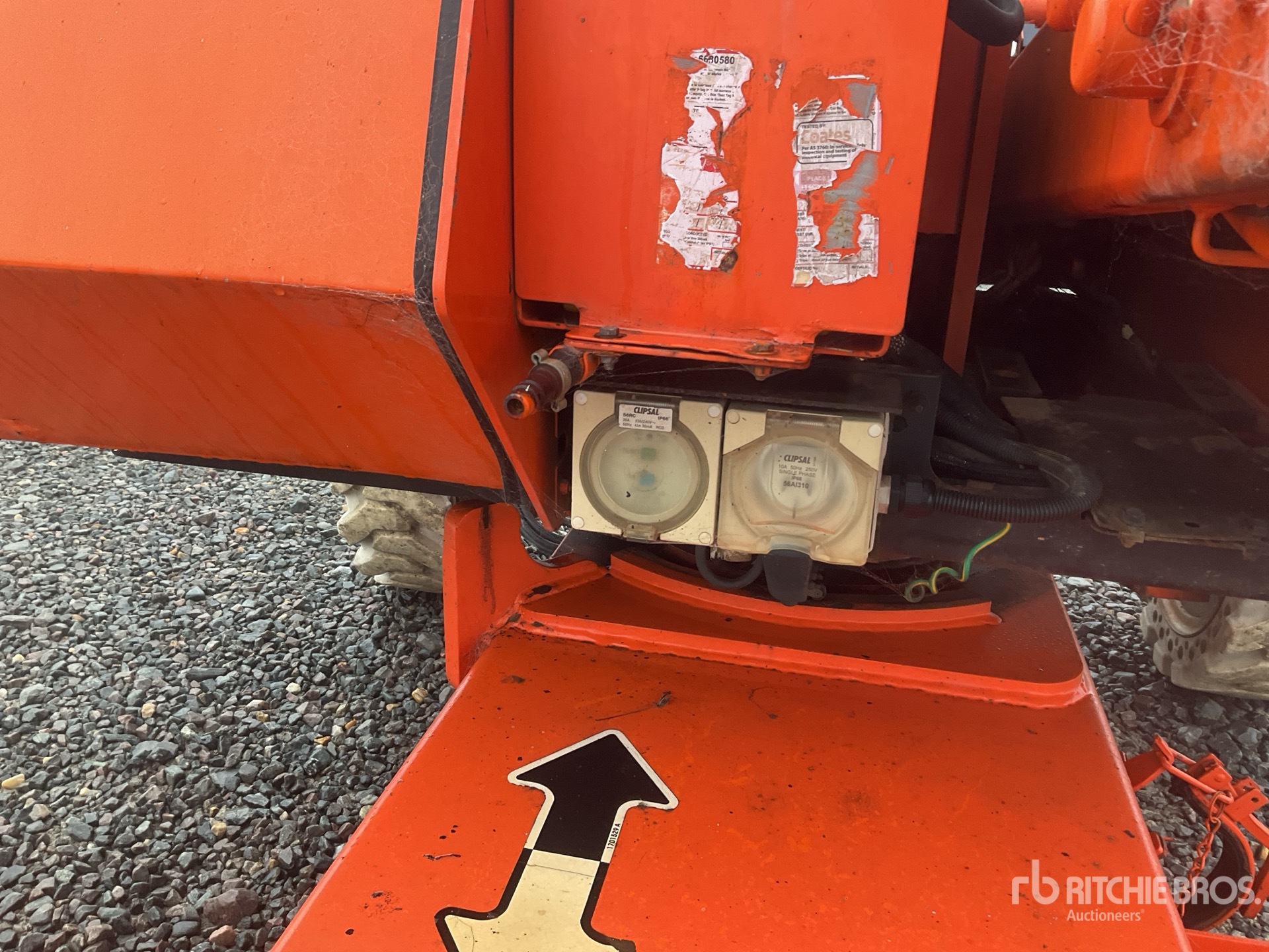 2011 JLG 340AJ