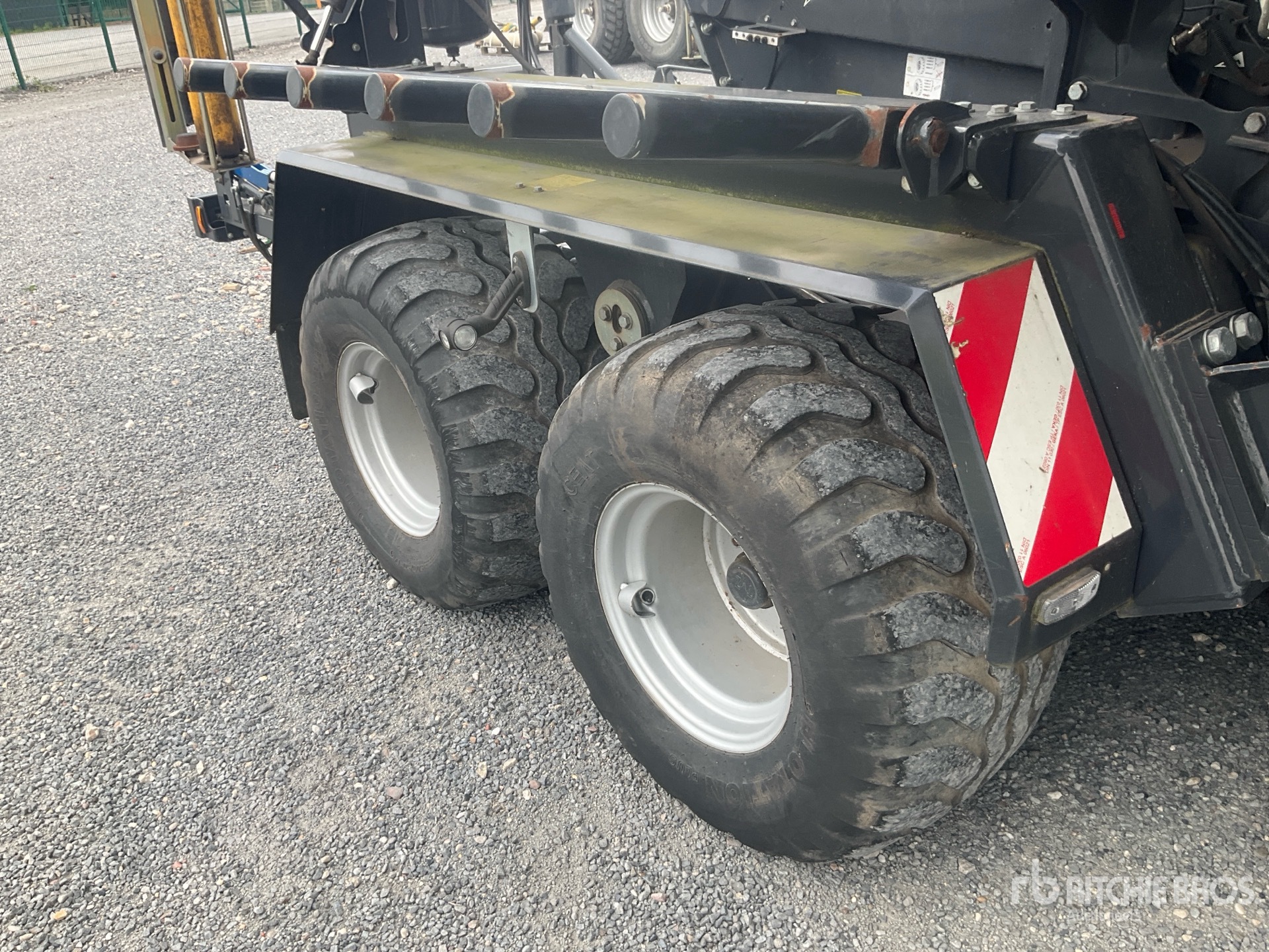 2024 Massey Ferguson 716V