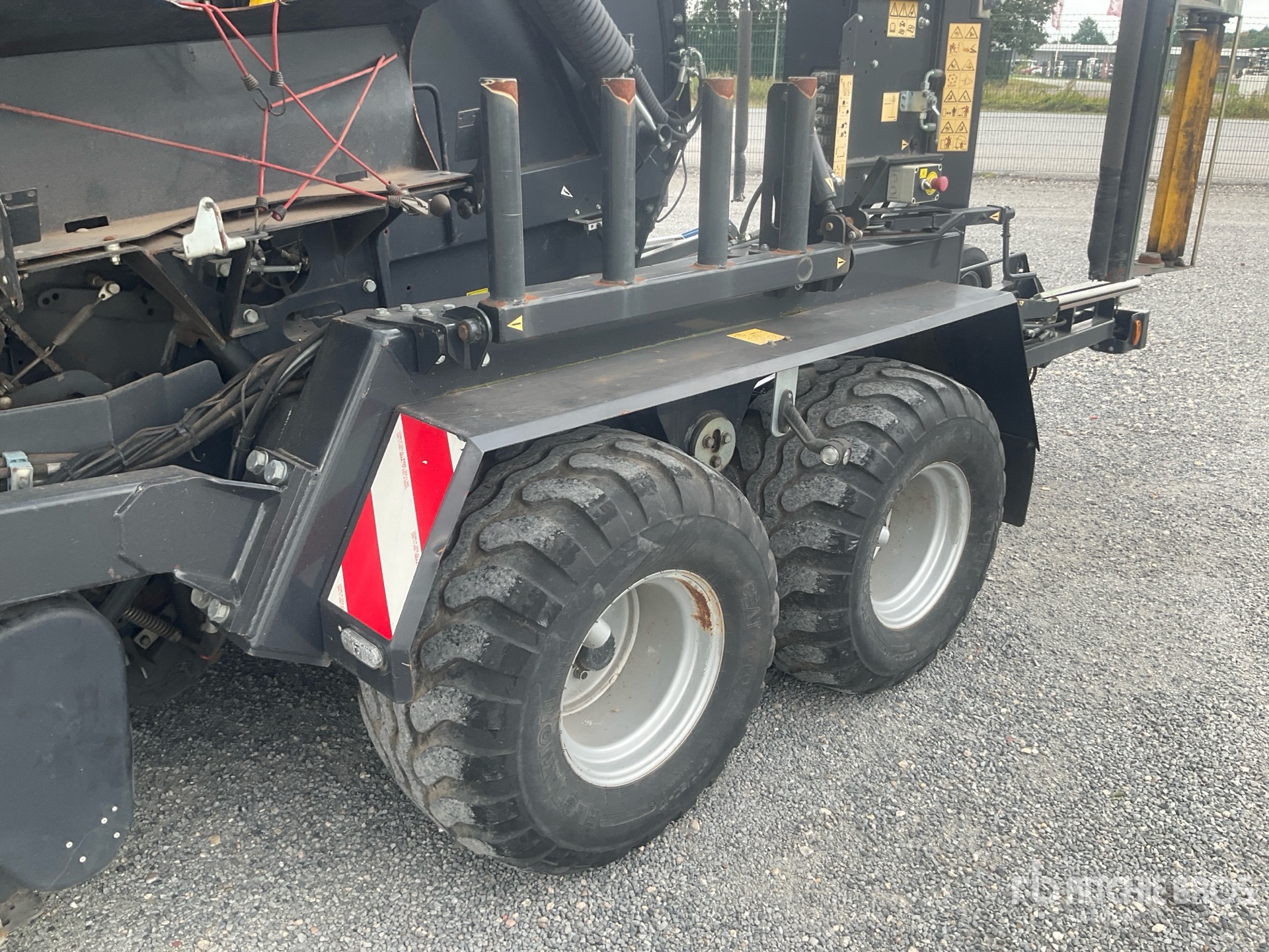 2024 Massey Ferguson 716V