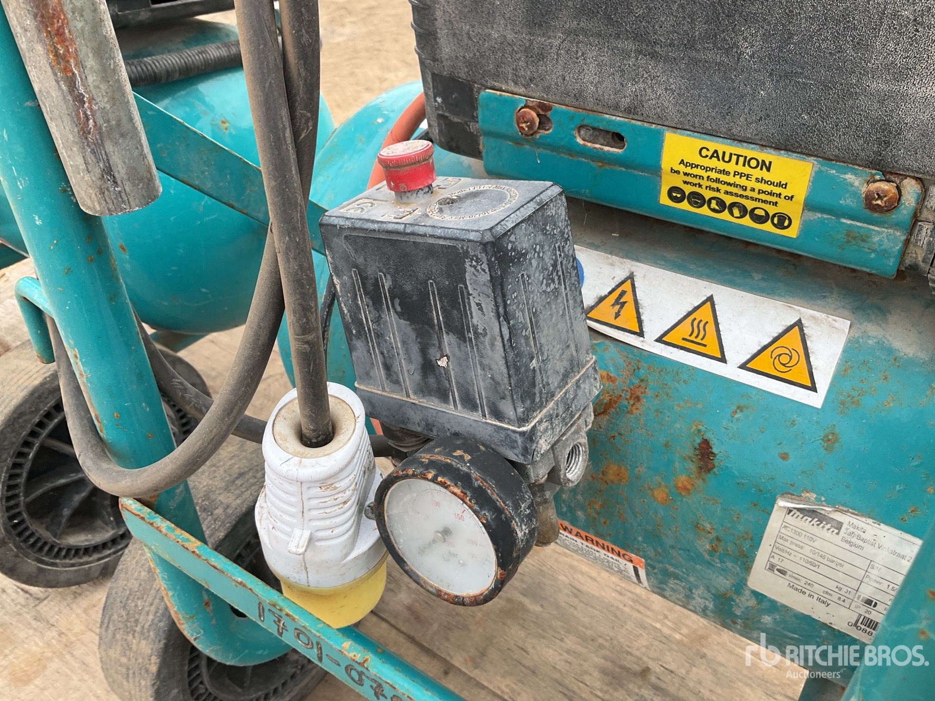 Makita AC 1300