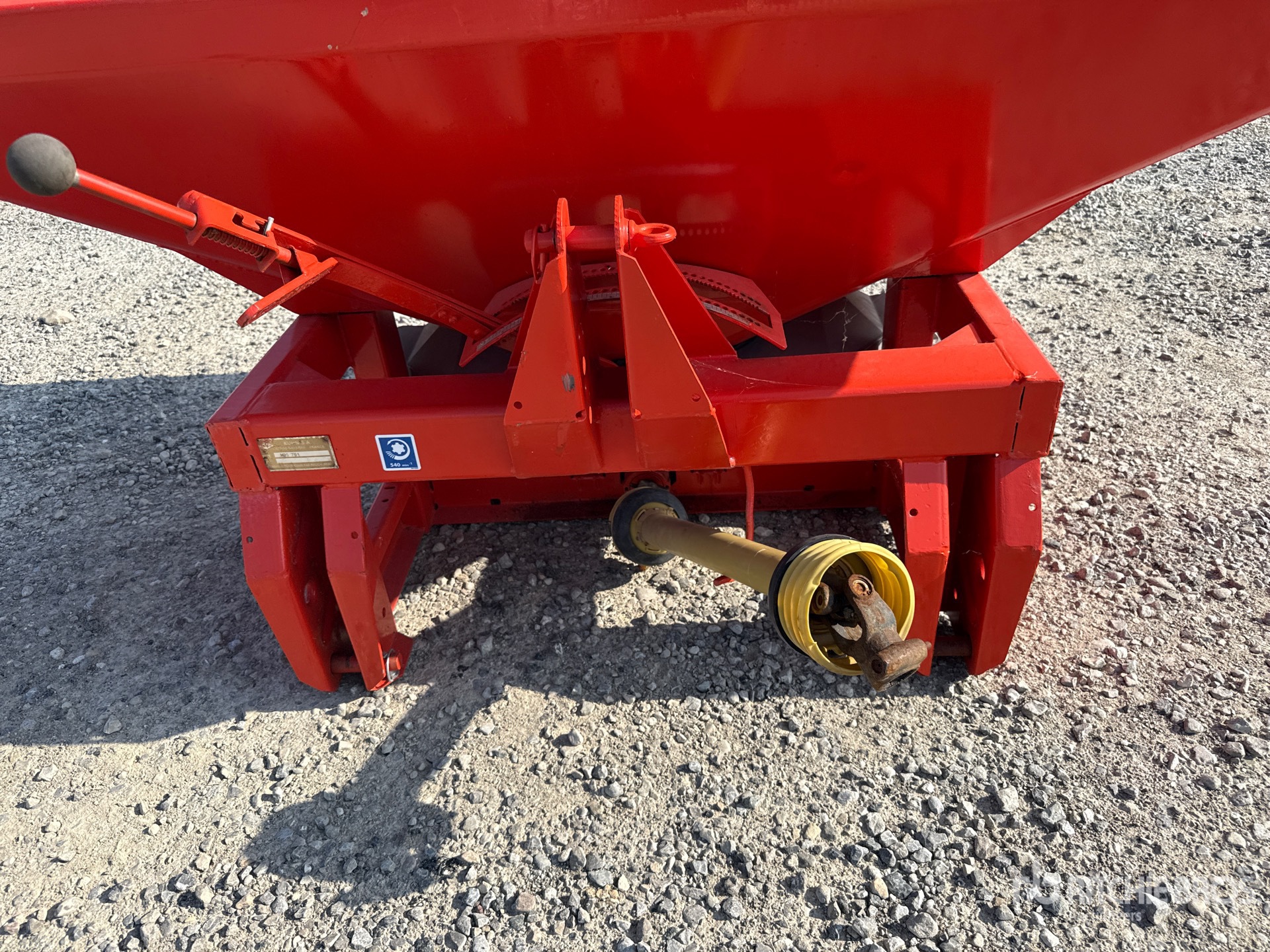 Kuhn MDS701