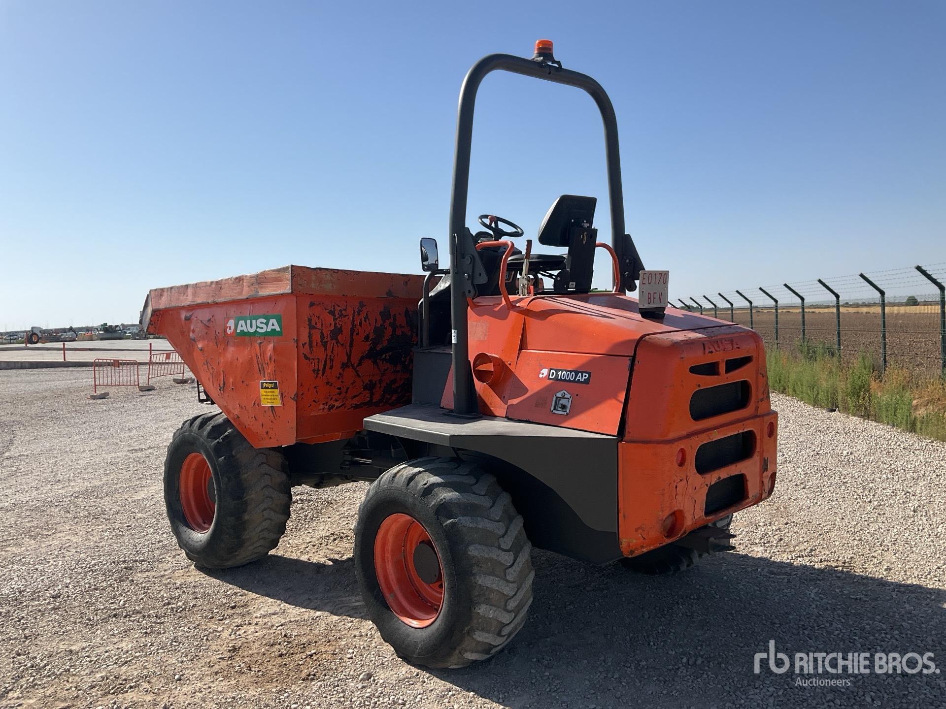 2010 Ausa D1000AP