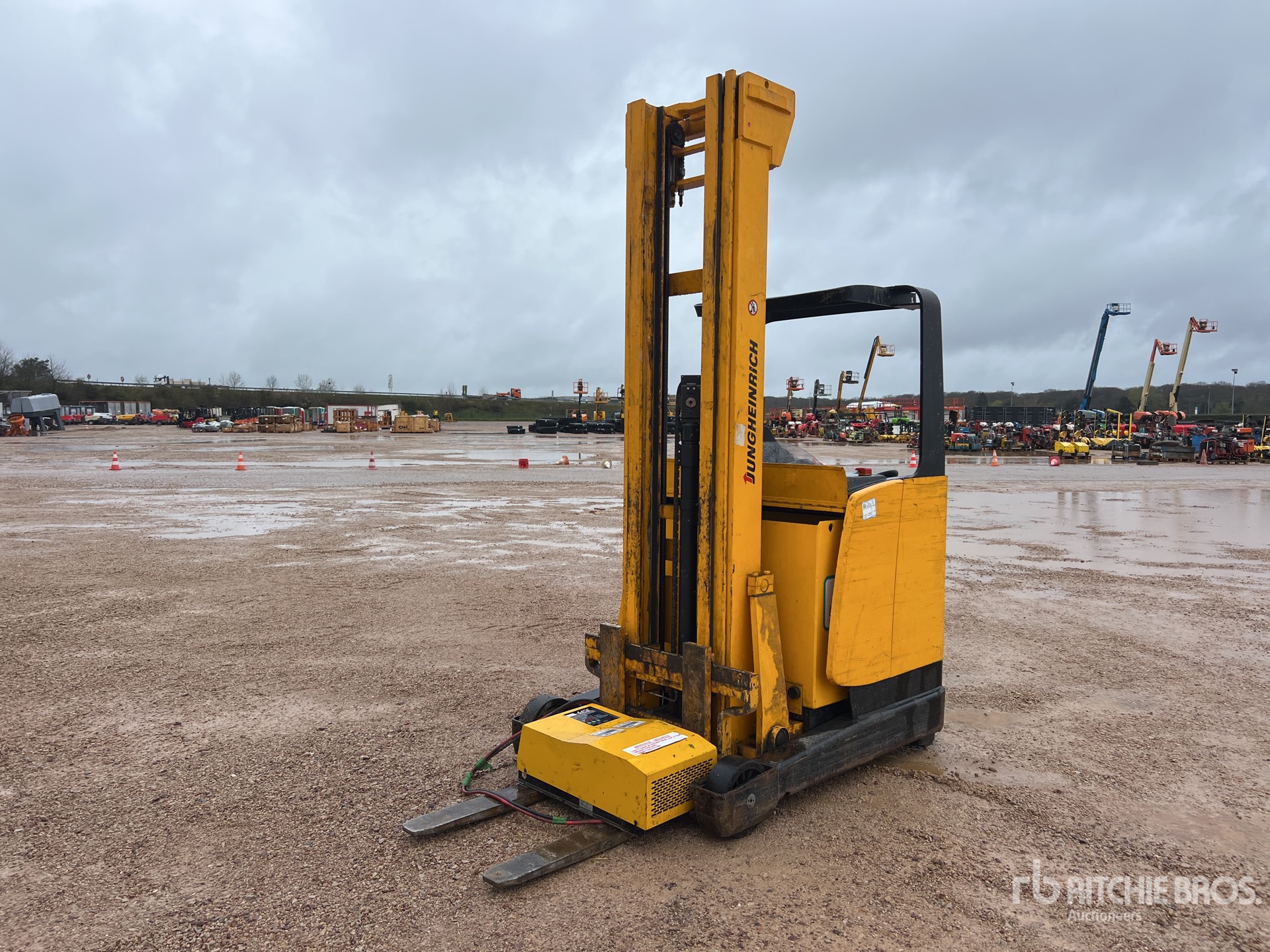 Photo of Jungheinrich Chariot Elevateur Electrique