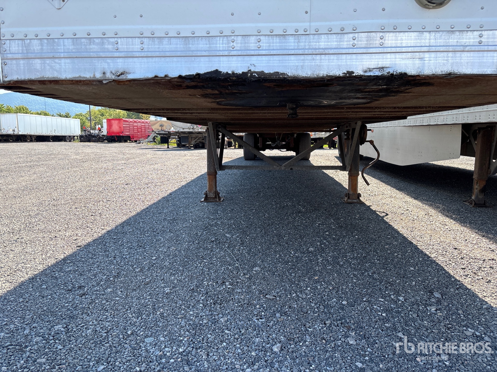 2016 Manac 53 ft x 102 in T/A