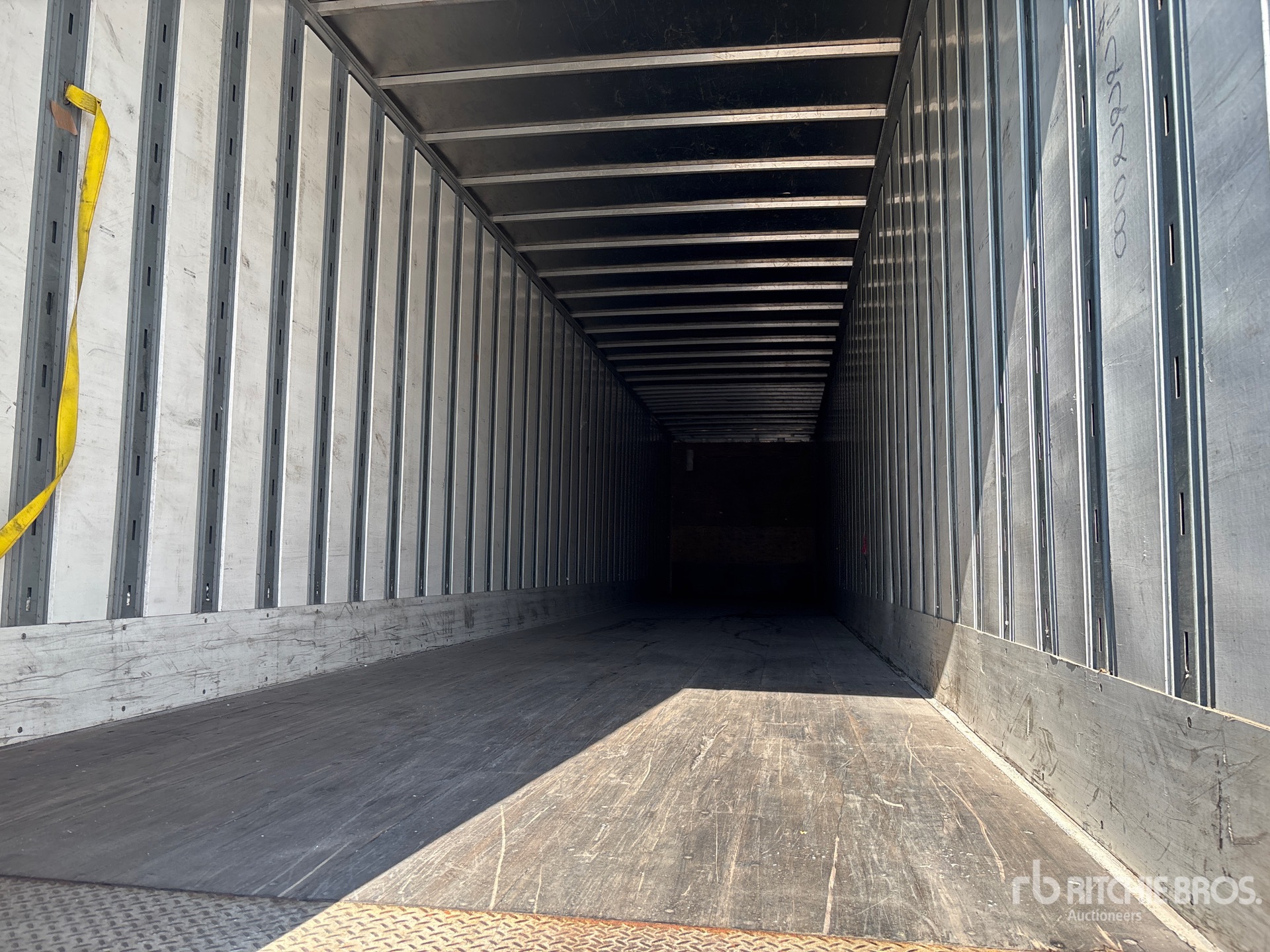 2016 Manac 53 ft x 102 in T/A