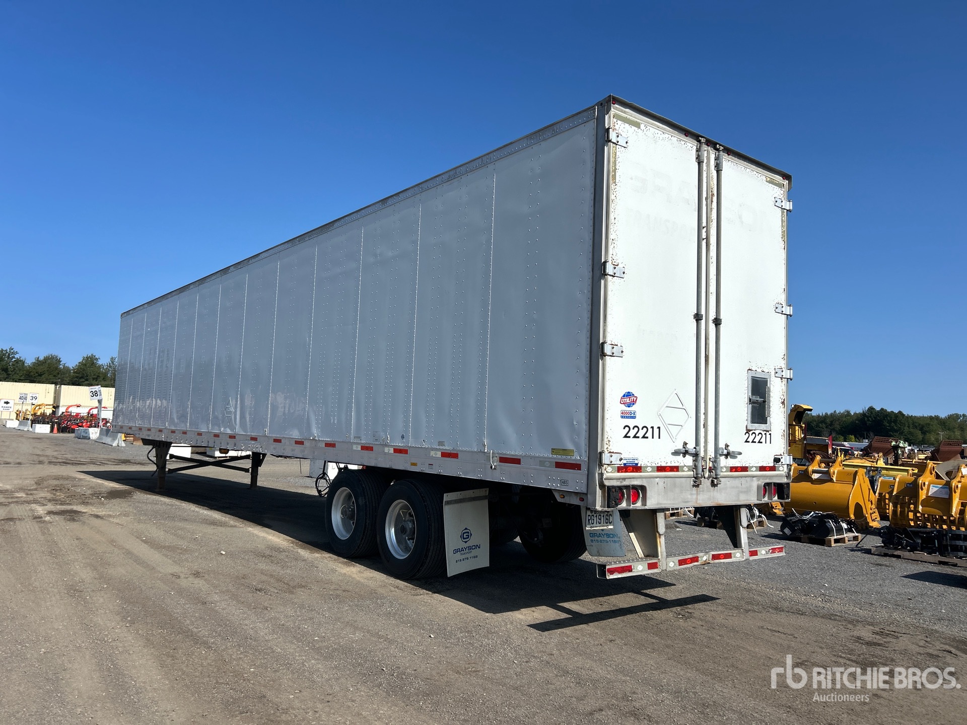 2016 Utility 4000DX