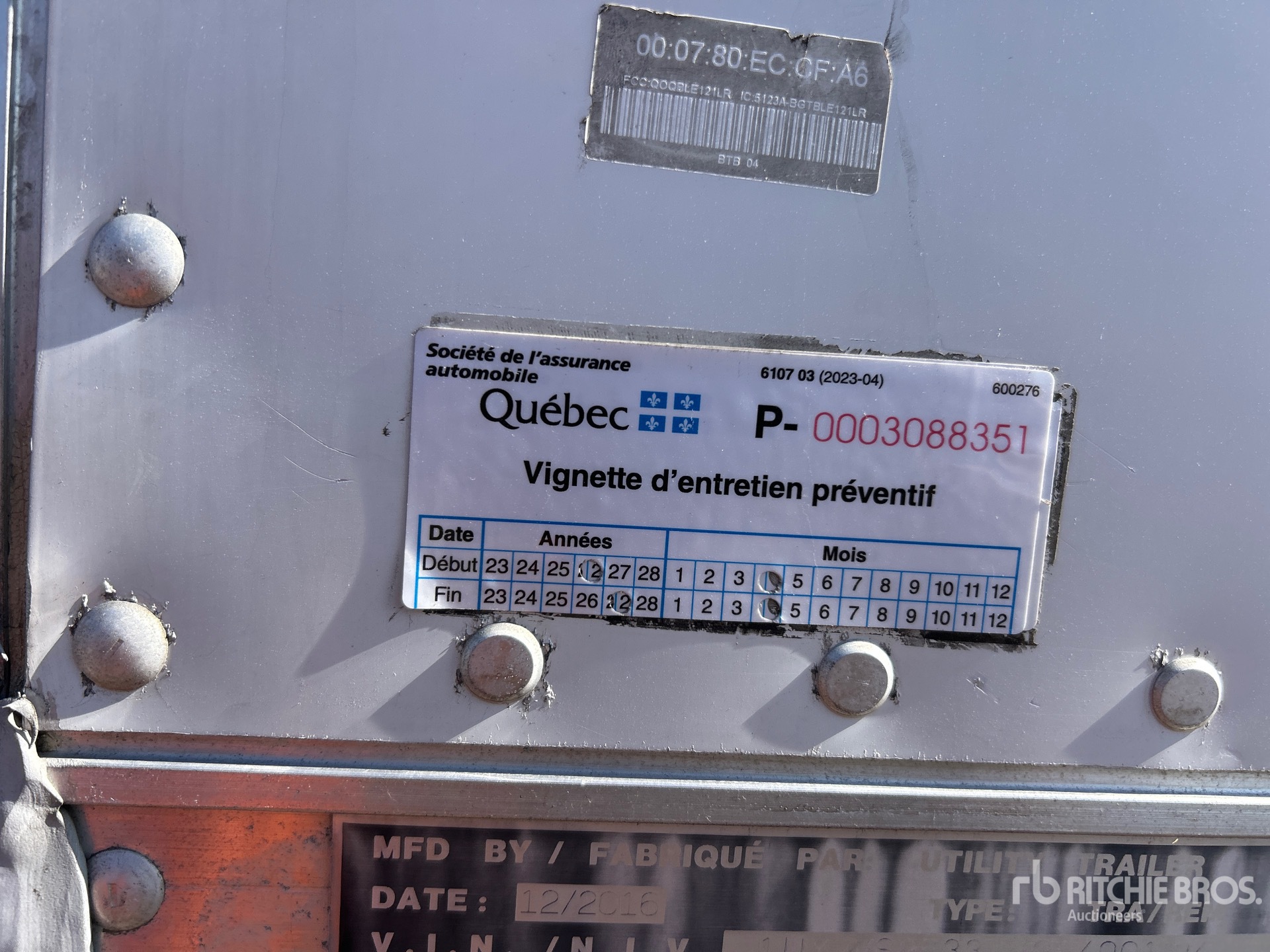 2016 Utility 4000DX
