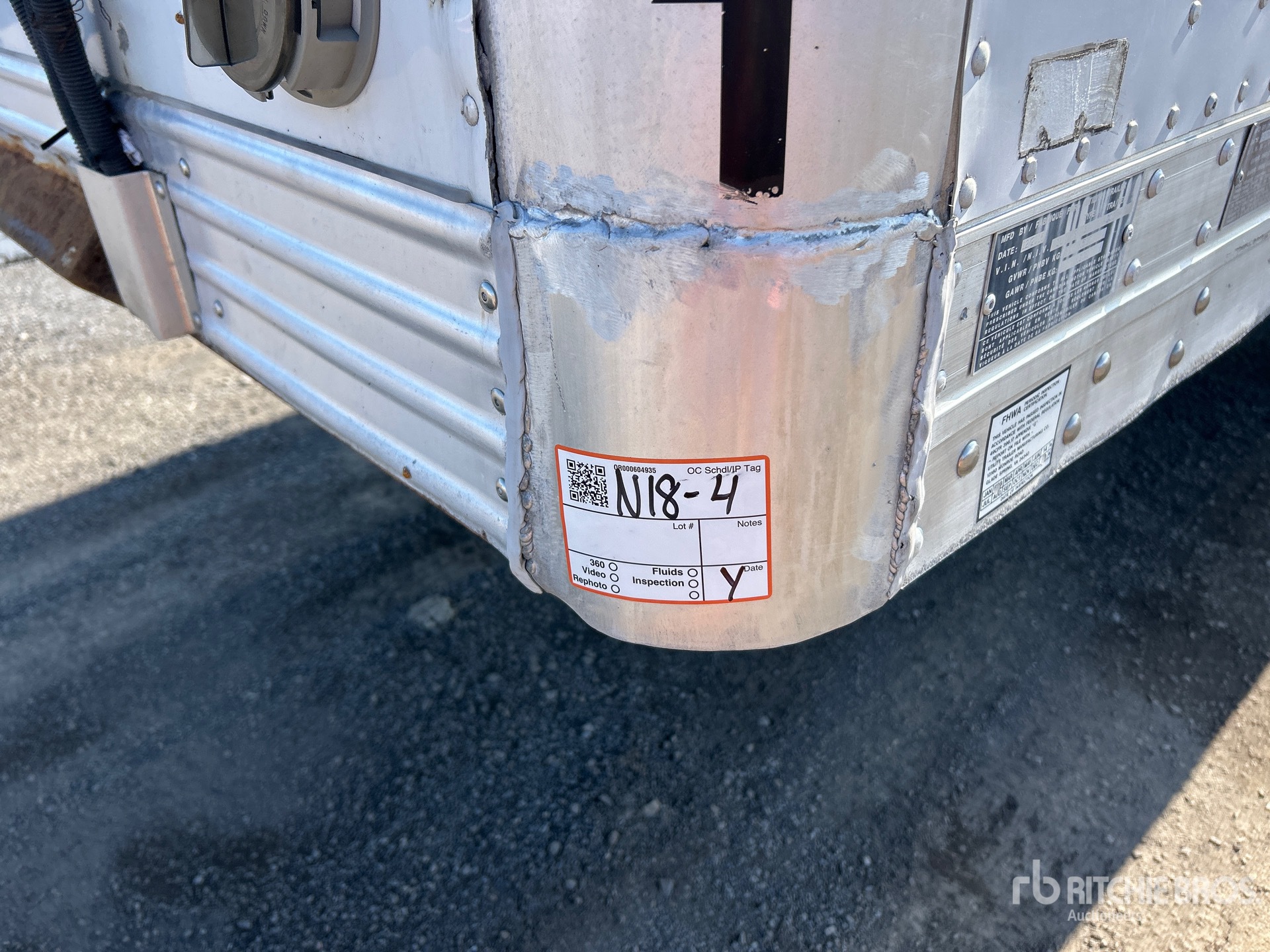 2016 Utility 4000DX