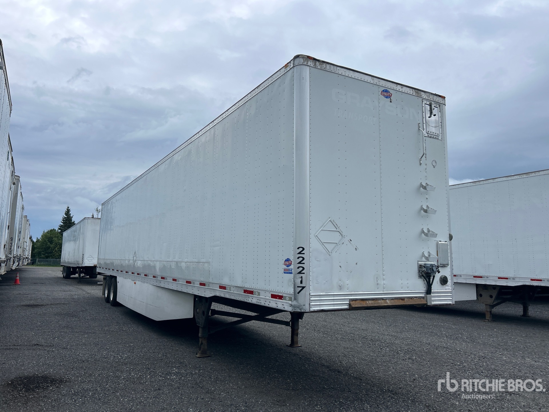 2016 Utility 53 FT T/A
